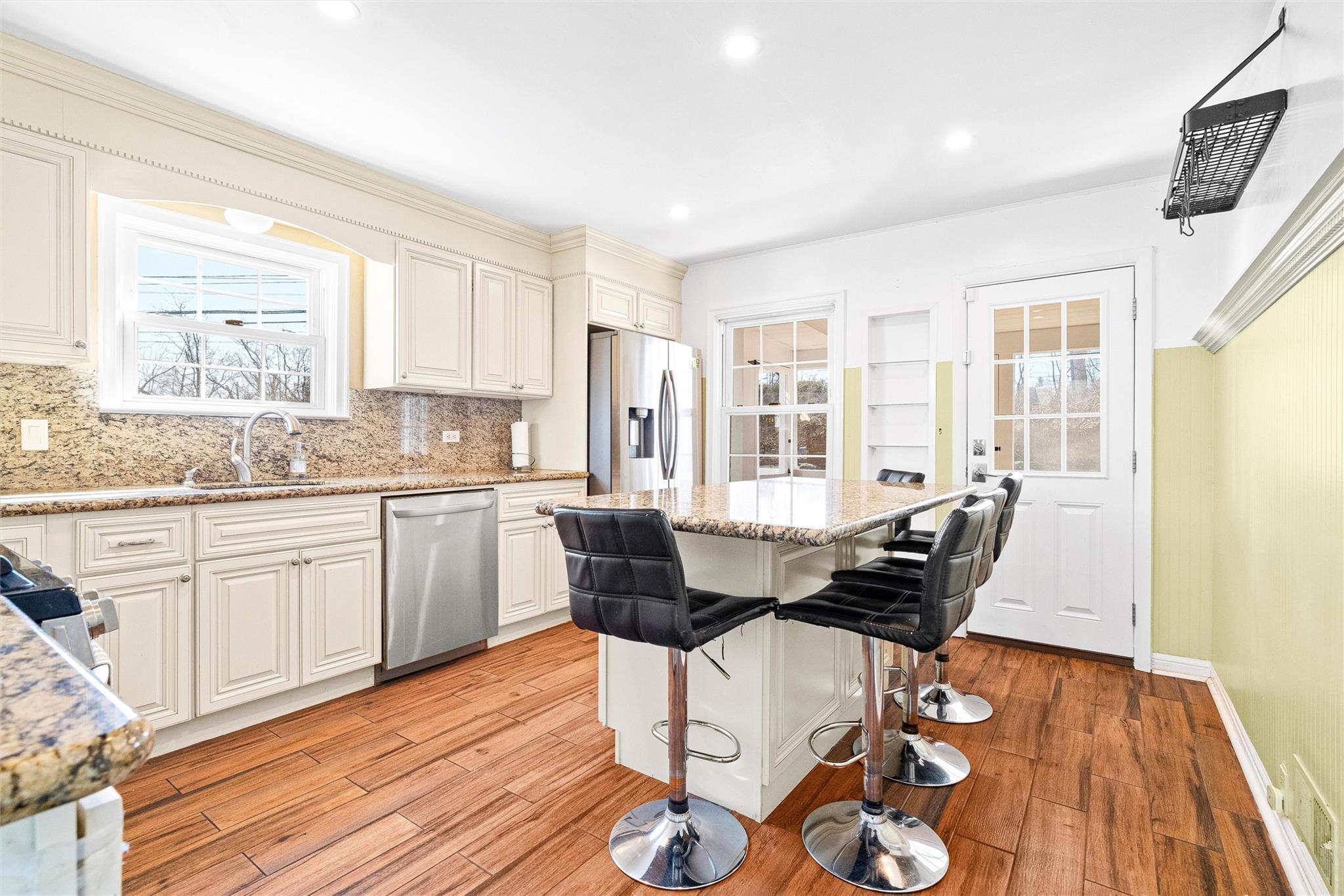 Single Family Locust  Westchester County, NY 10523, MLS-836228-19