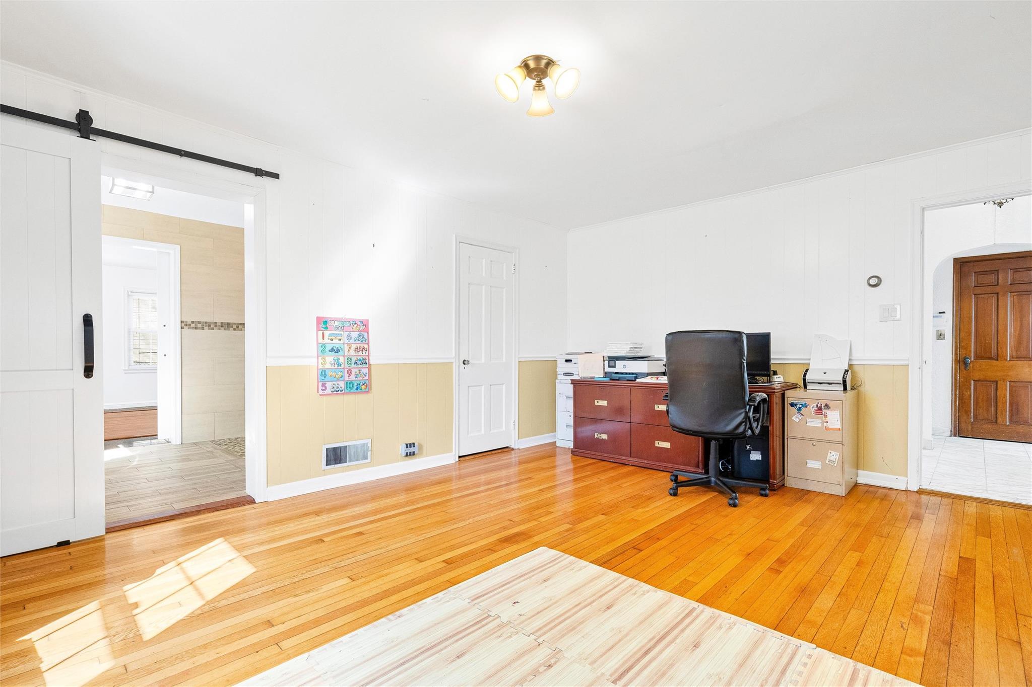 Single Family Locust  Westchester County, NY 10523, MLS-836228-25