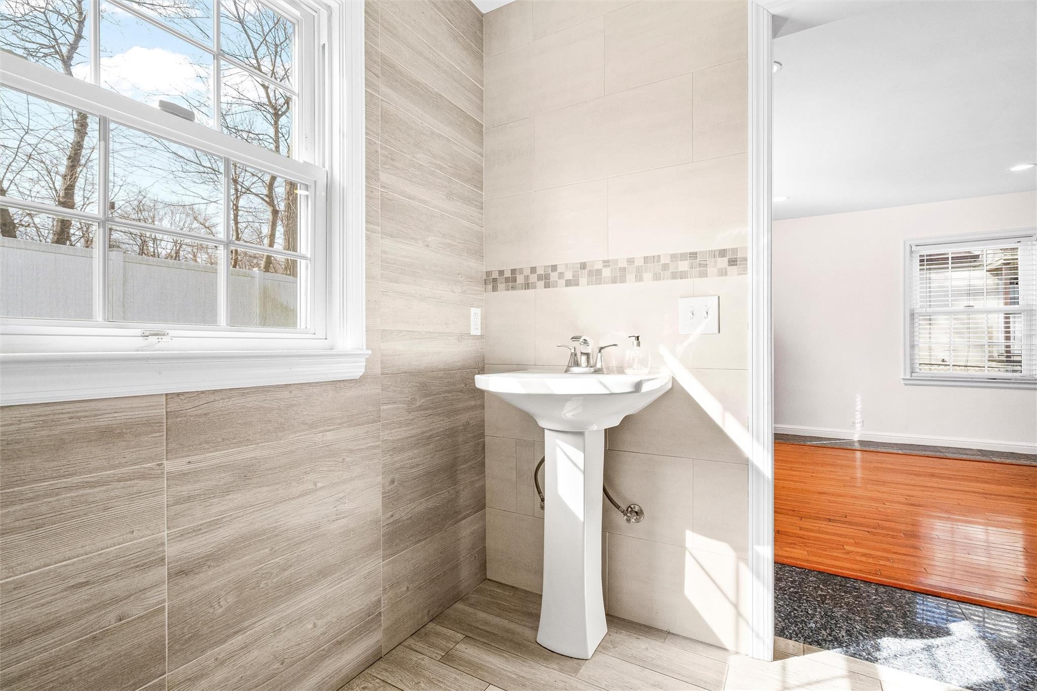 Single Family Locust  Westchester County, NY 10523, MLS-836228-29