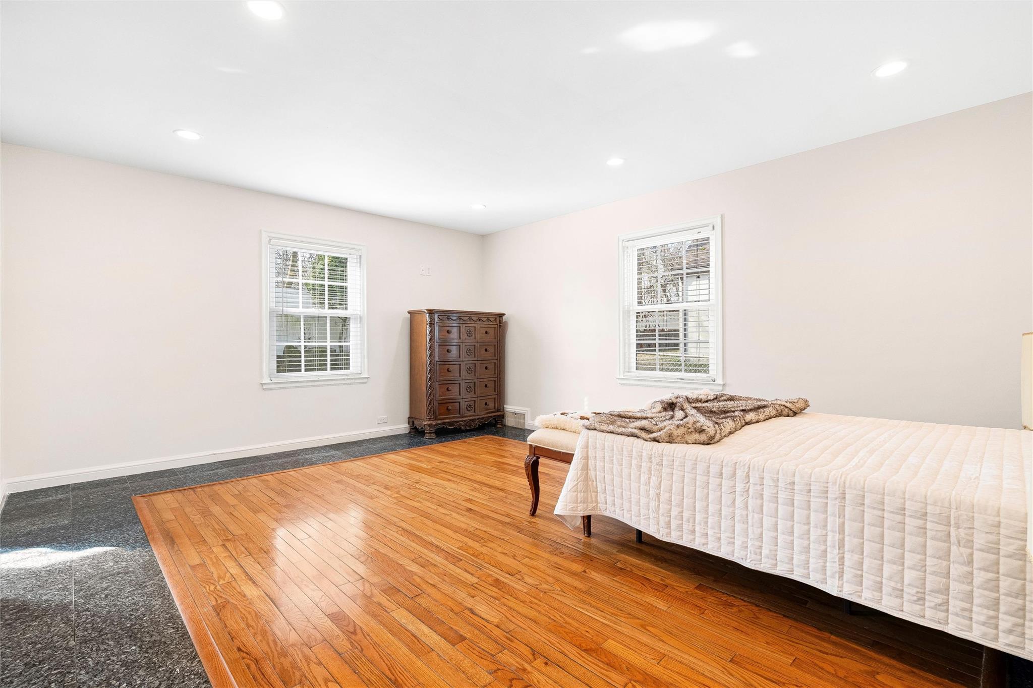 Single Family Locust  Westchester County, NY 10523, MLS-836228-32