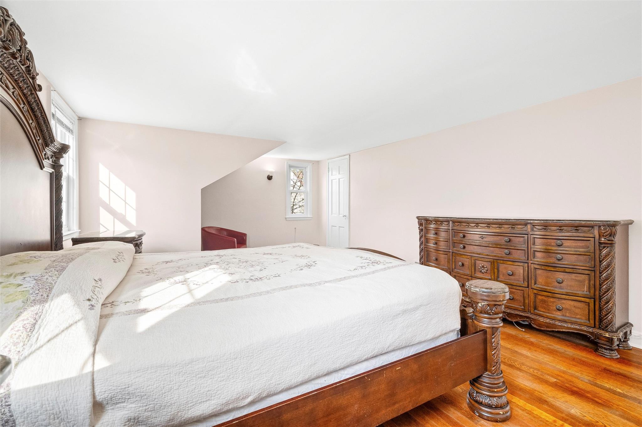 Single Family Locust  Westchester County, NY 10523, MLS-836228-36