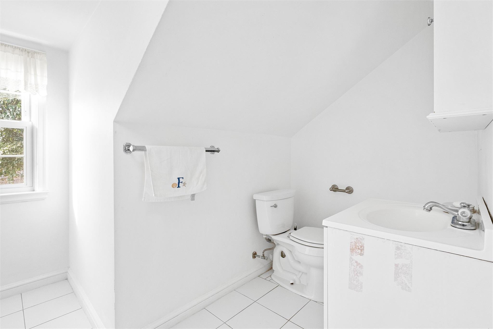 Single Family Locust  Westchester County, NY 10523, MLS-836228-38