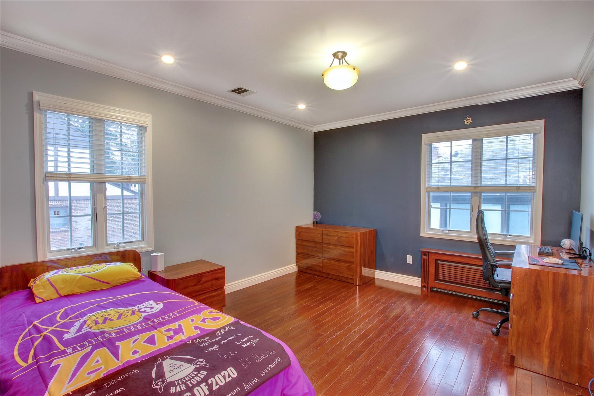 Apartment Radnor  Queens, NY 11432, MLS-836254-10