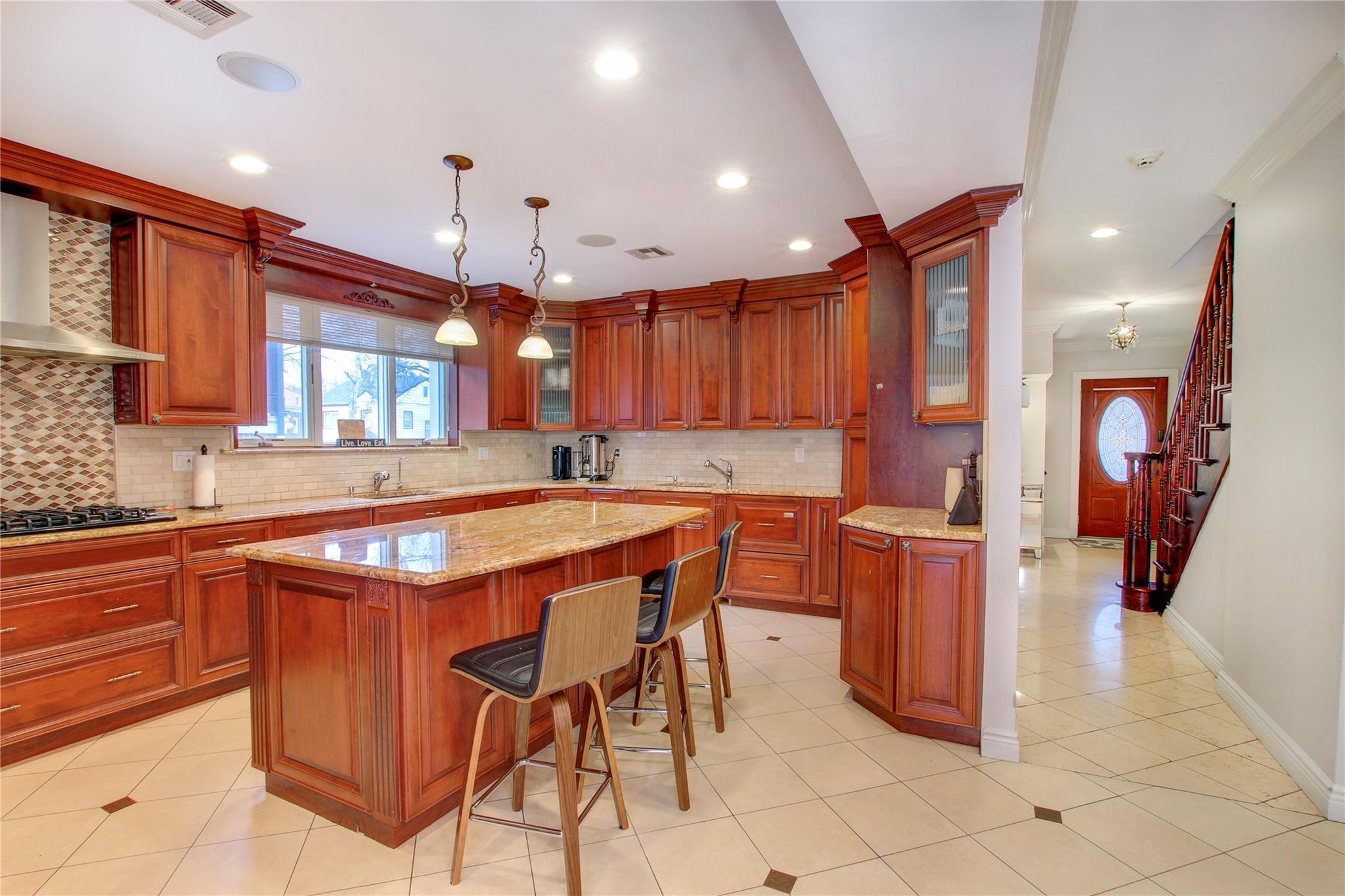 Apartment Radnor  Queens, NY 11432, MLS-836254-25