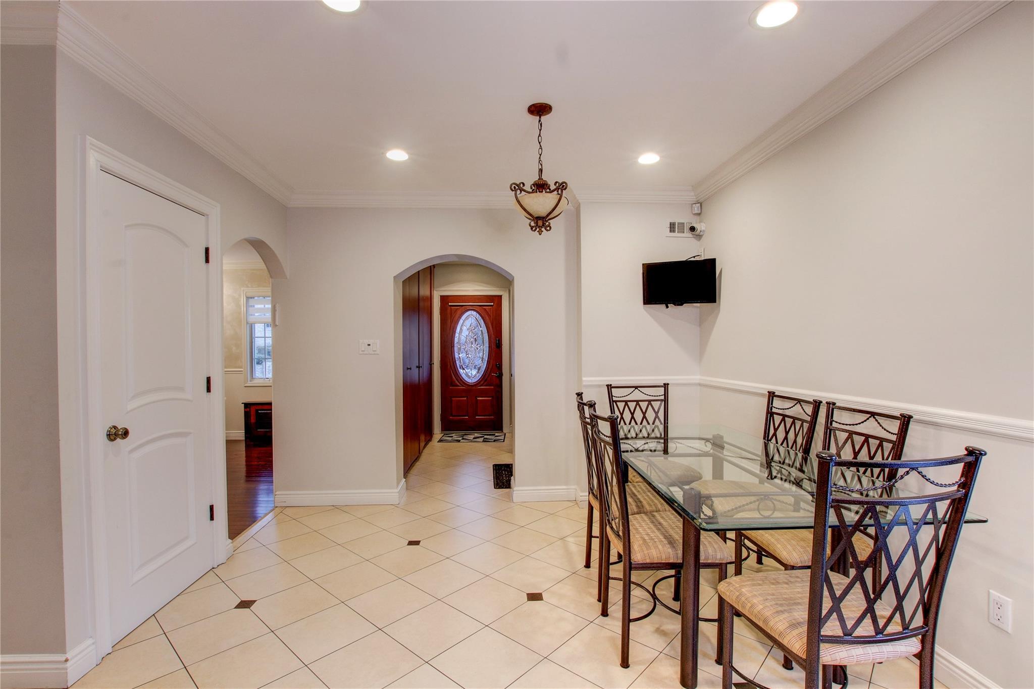 Apartment Radnor  Queens, NY 11432, MLS-836254-28