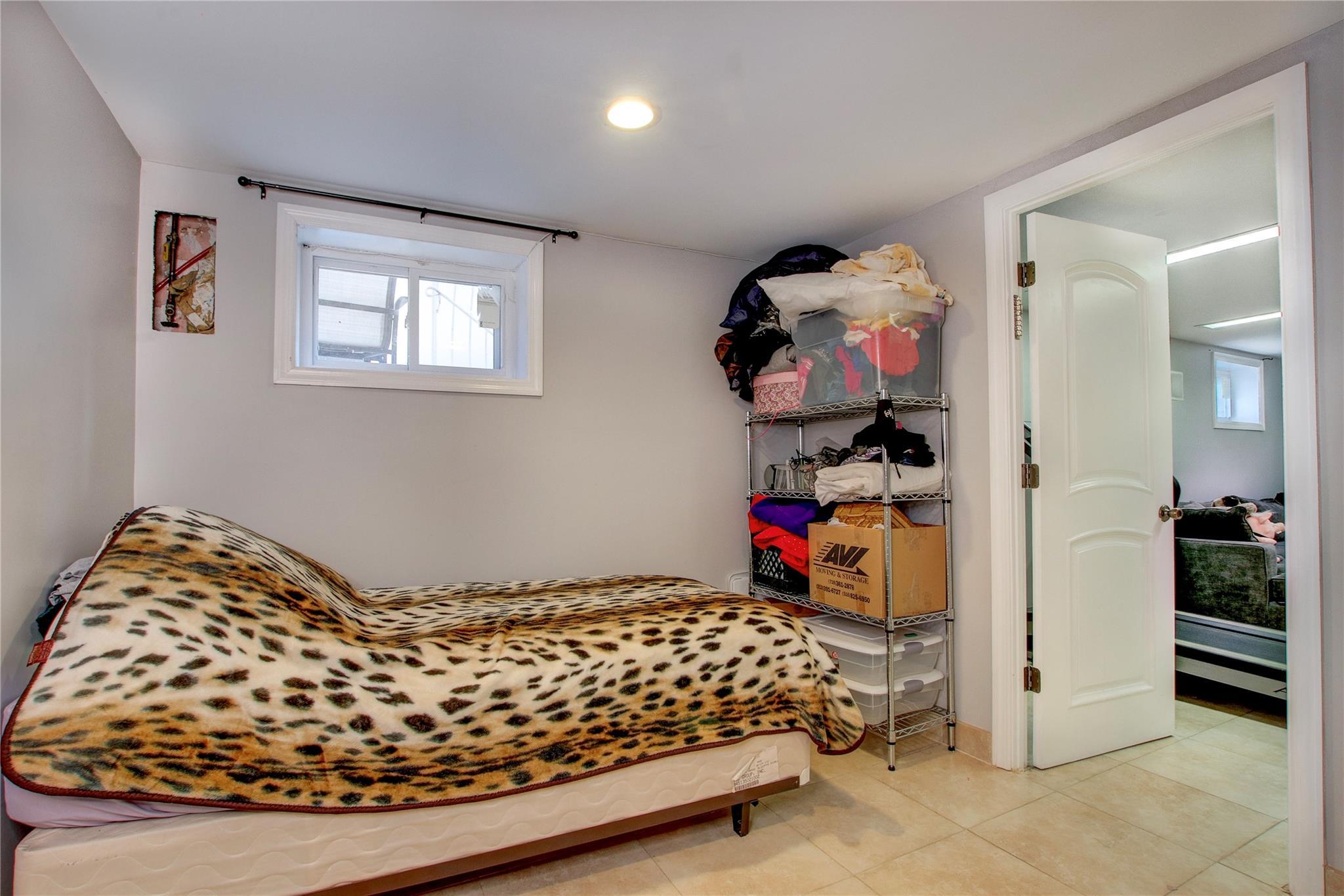 Apartment Radnor  Queens, NY 11432, MLS-836254-5