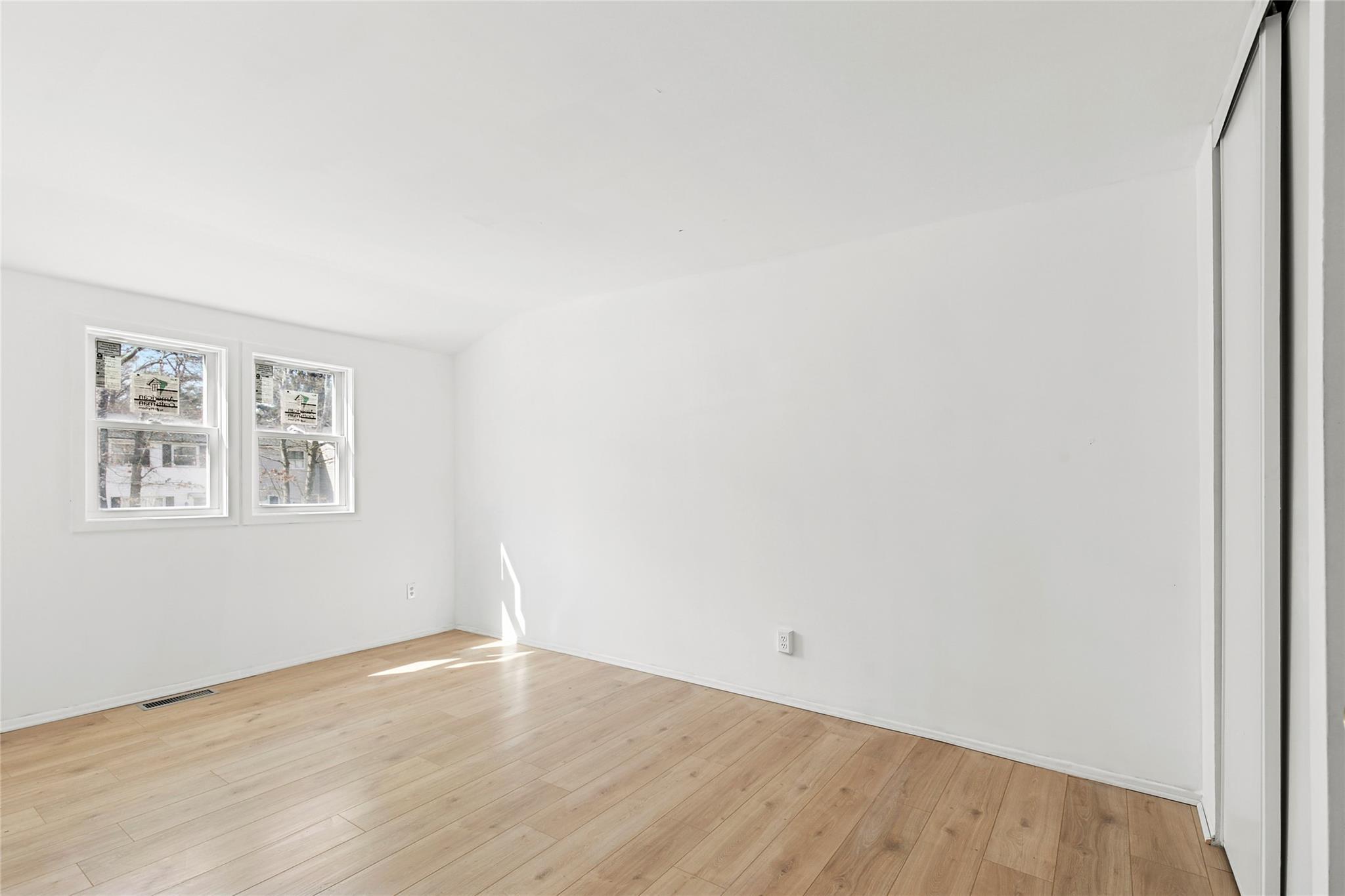 Single Family Wooded  Suffolk County, NY 11933, MLS-836255-8