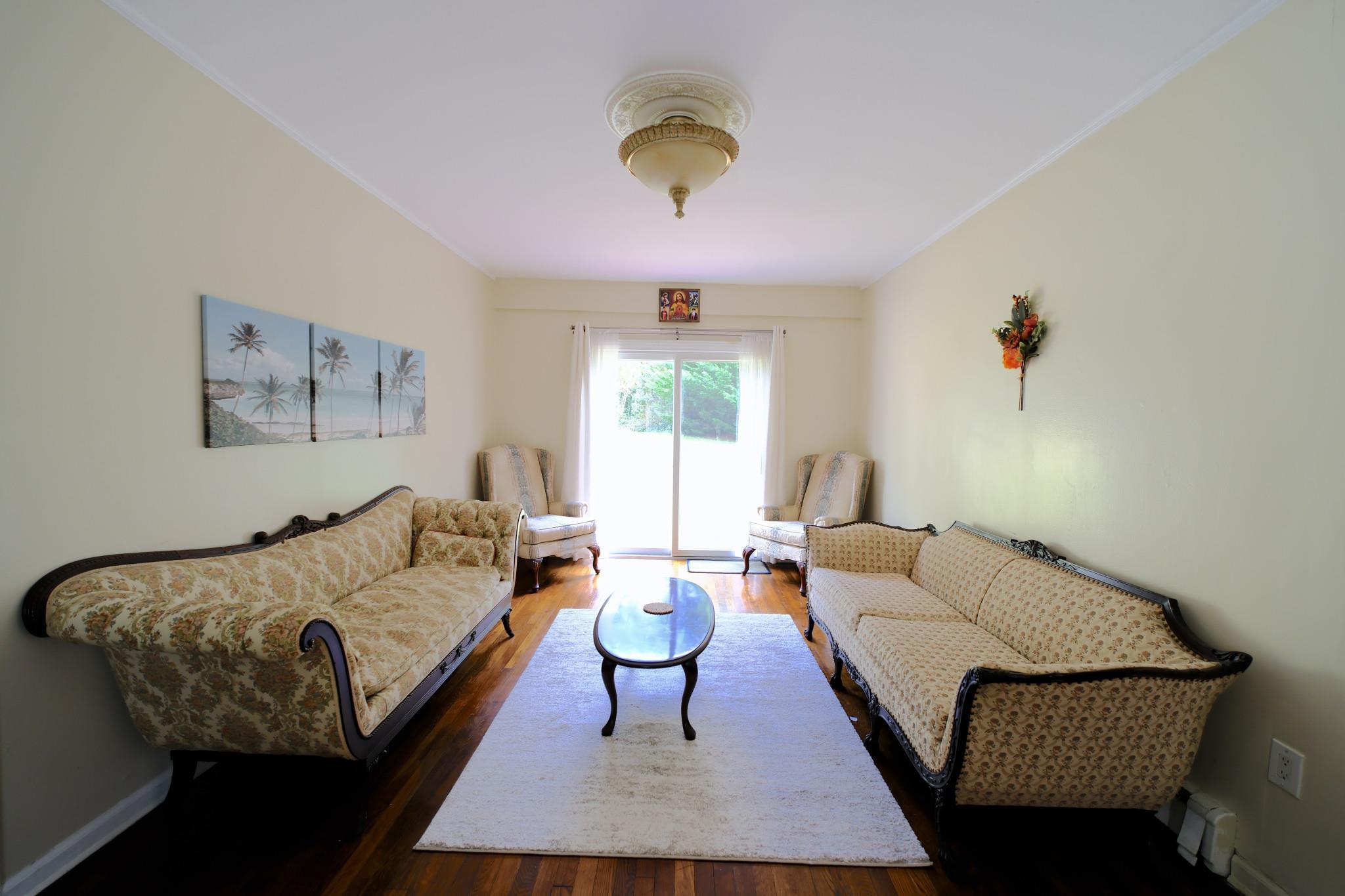 Single Family Beverly  Suffolk County, NY 11746, MLS-836262-4