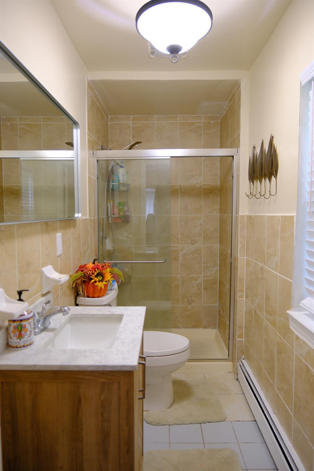Single Family Beverly  Suffolk County, NY 11746, MLS-836262-8