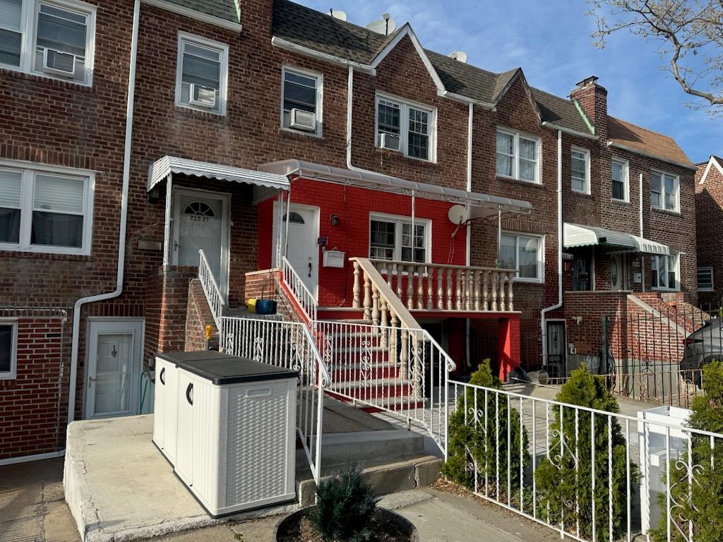 Single Family Murdock Avenue Queens, NY 11429, MLS-836275-2