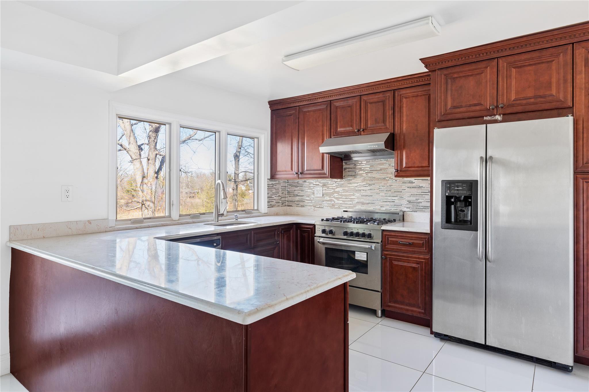 Single Family Hoffstot  Nassau County, NY 11050, MLS-836330-23