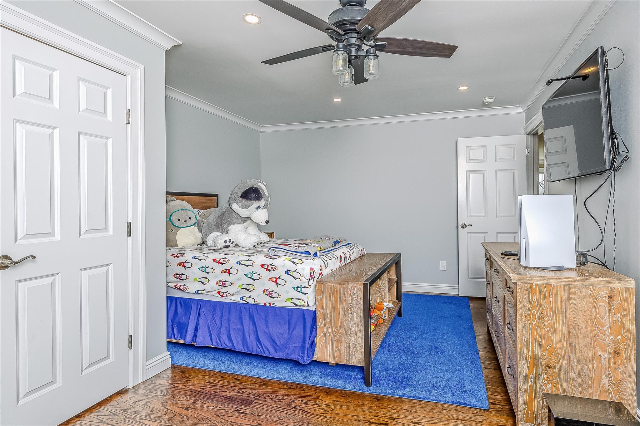 Single Family Hampton  Suffolk County, NY 11934, MLS-836349-23