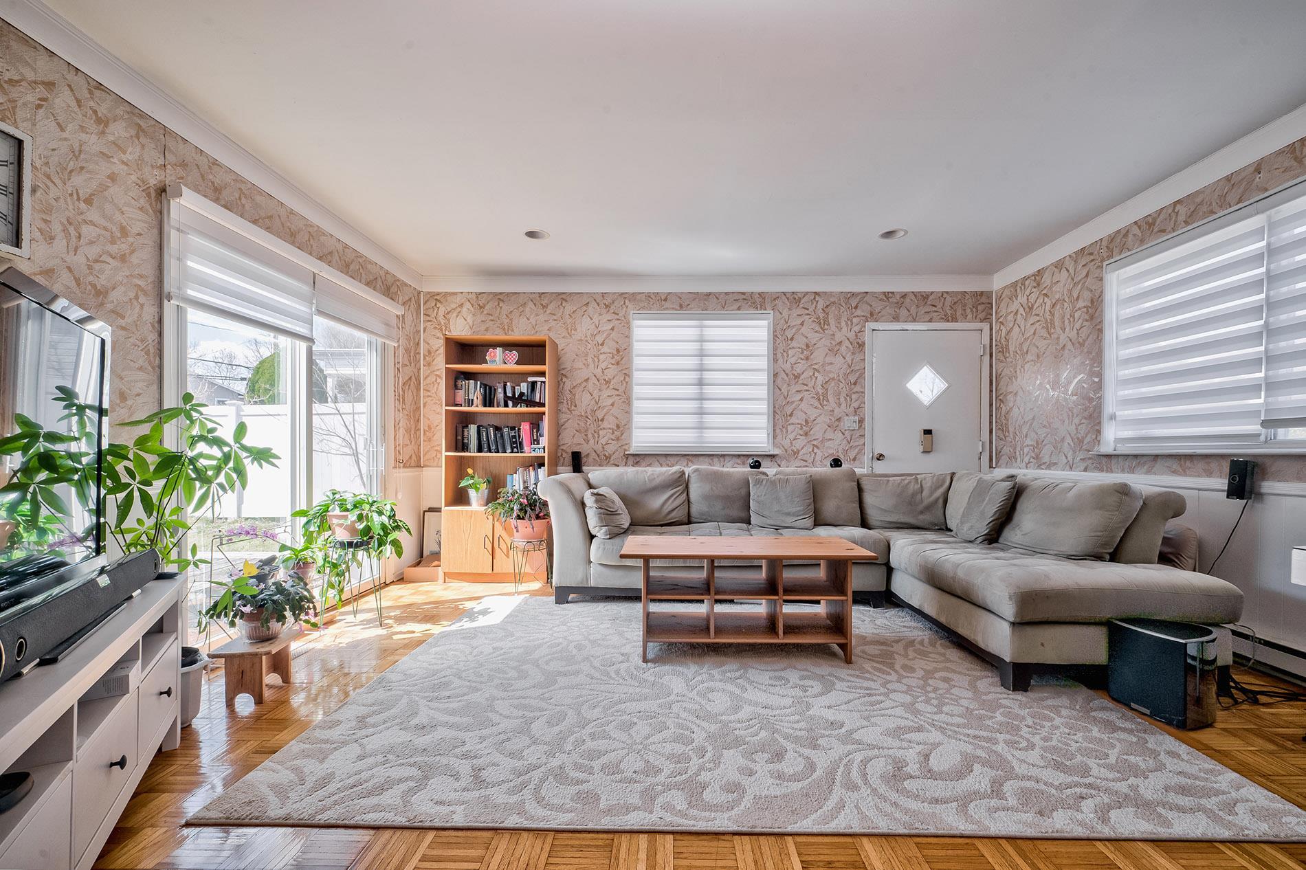 Single Family Garden  Nassau County, NY 11791, MLS-836377-13