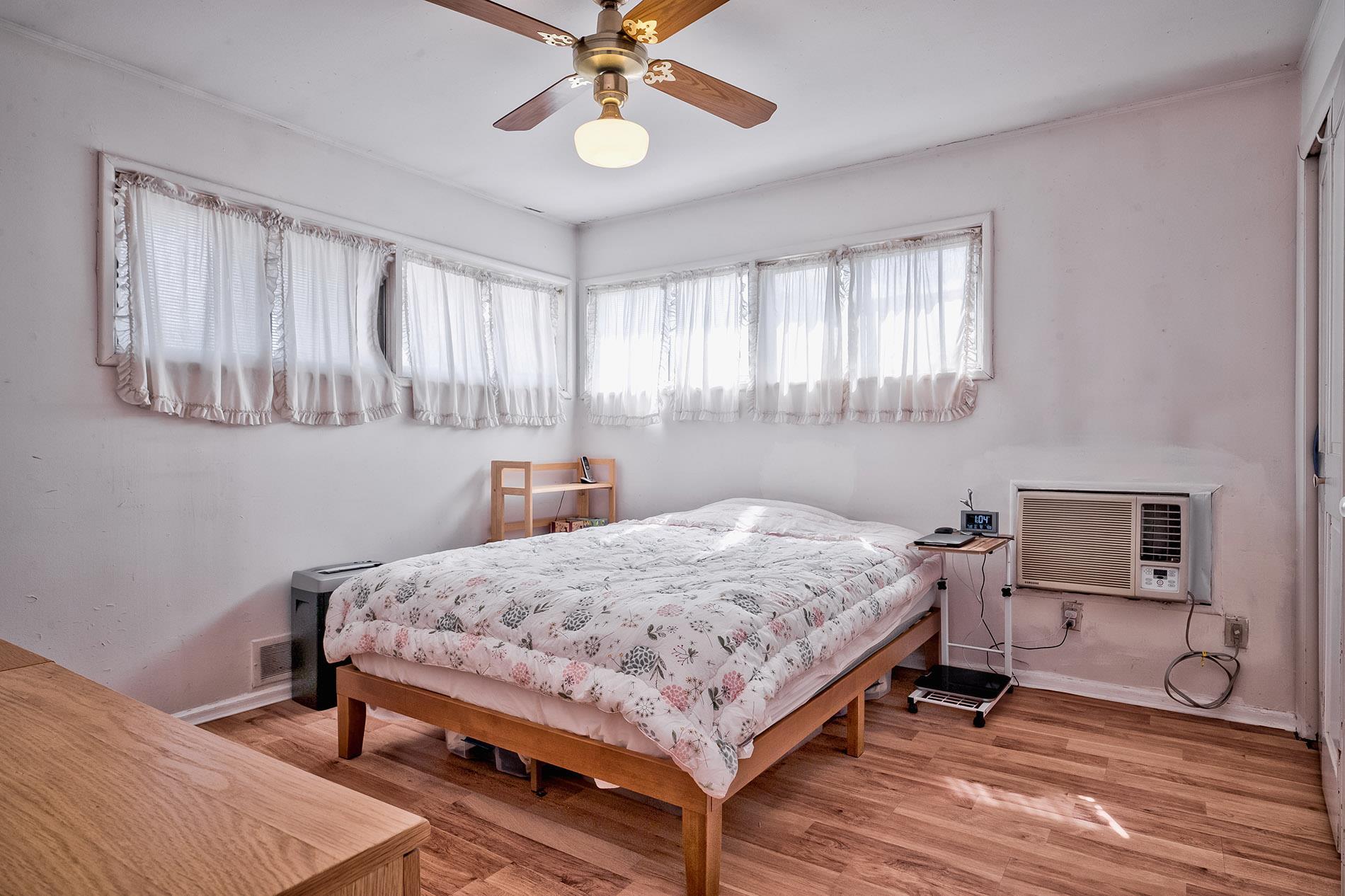 Single Family Garden  Nassau County, NY 11791, MLS-836377-15