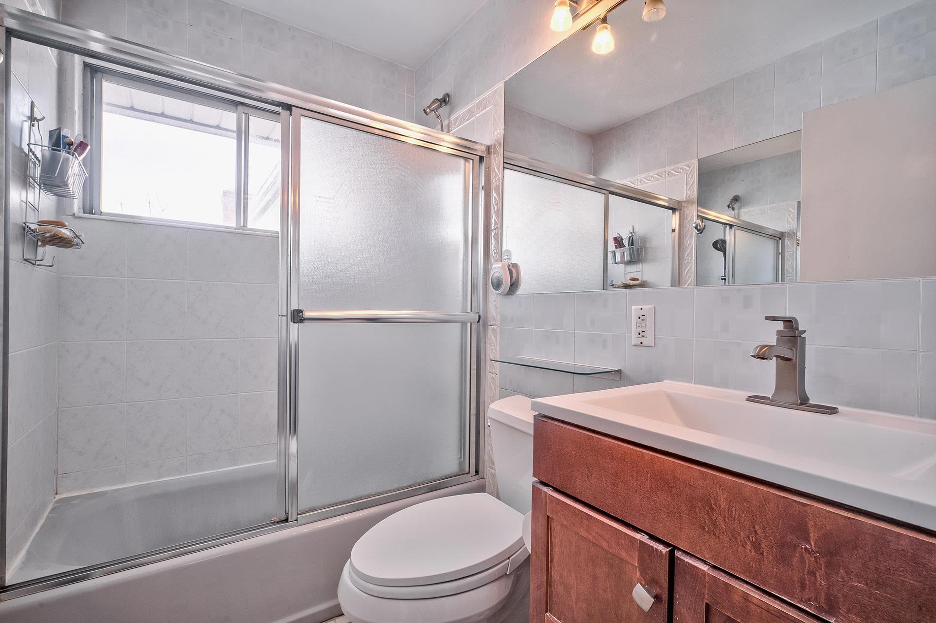 Single Family Garden  Nassau County, NY 11791, MLS-836377-17