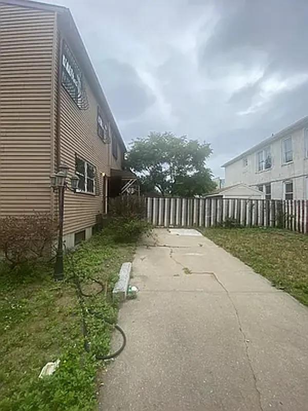 Apartment Blake Ave  Brooklyn, NY 11208, MLS-836382-15