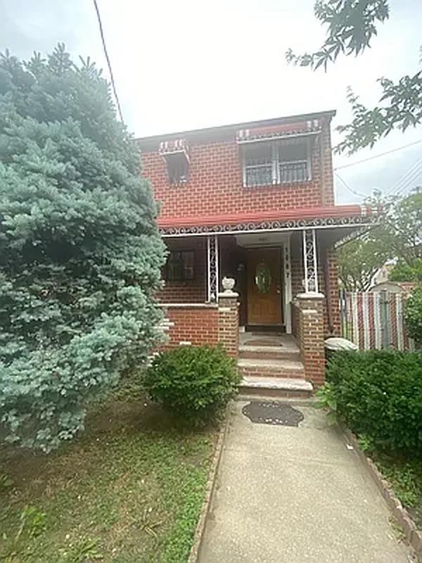 Apartment Blake Ave  Brooklyn, NY 11208, MLS-836382-16