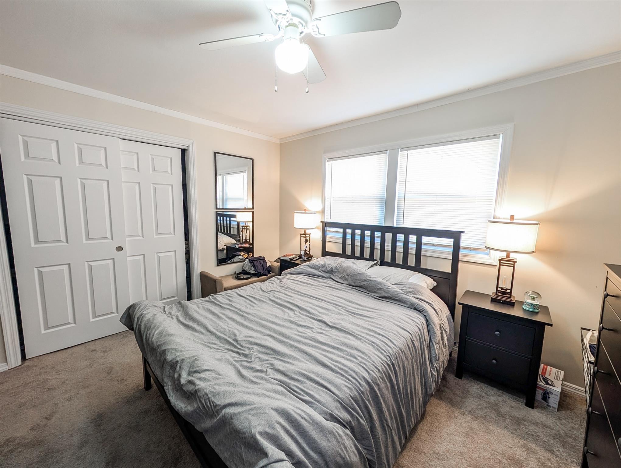 Single Family Wagon  Suffolk County, NY 11720, MLS-836385-10