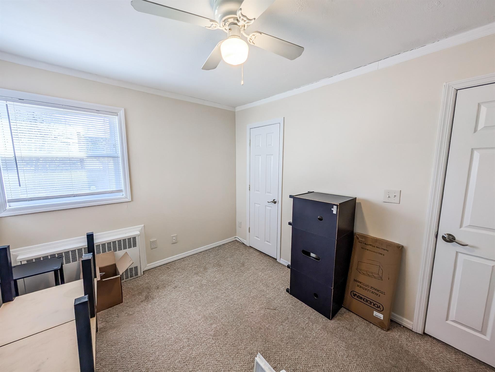 Single Family Wagon  Suffolk County, NY 11720, MLS-836385-12