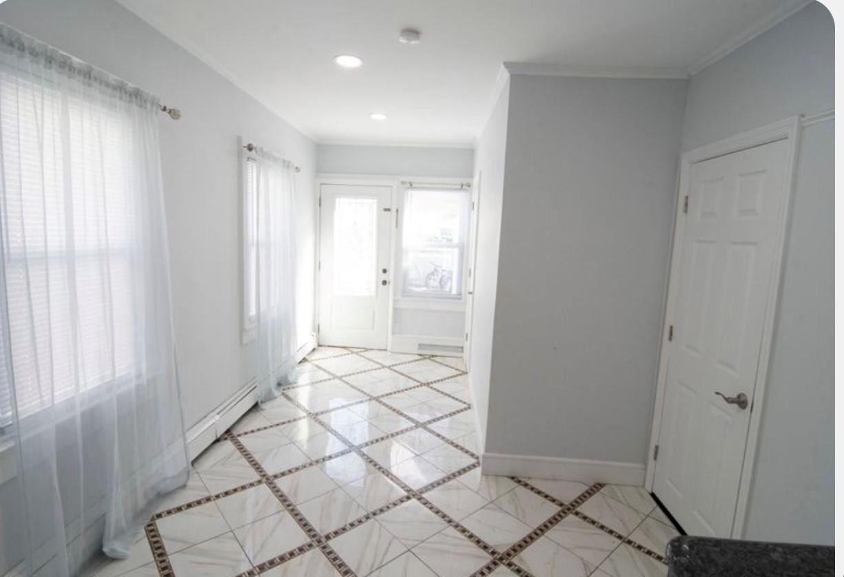 Single Family North Baldwin  Nassau County, NY 11510, MLS-836413-7