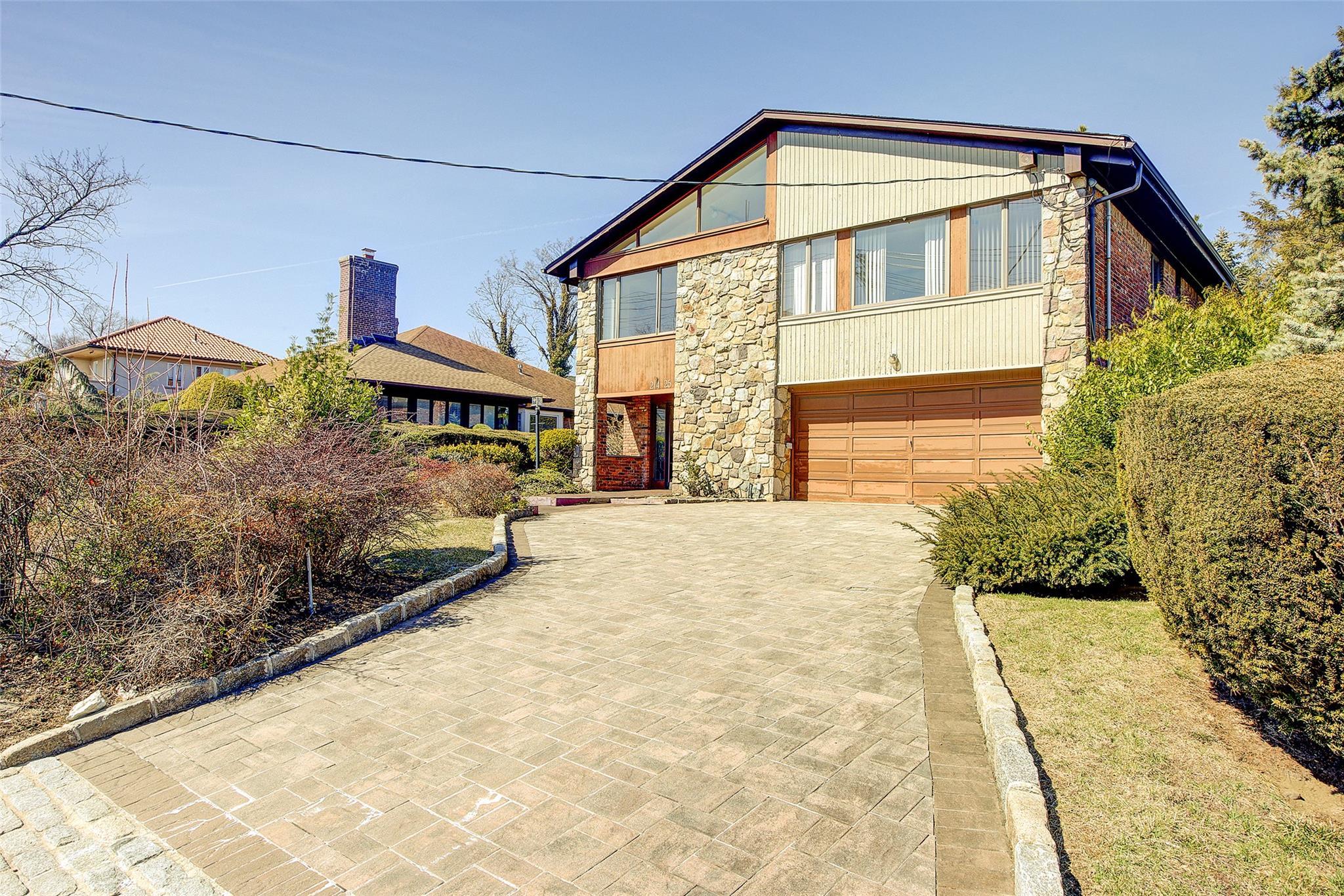 Single Family 28th  Queens, NY 11360, MLS-836435-2