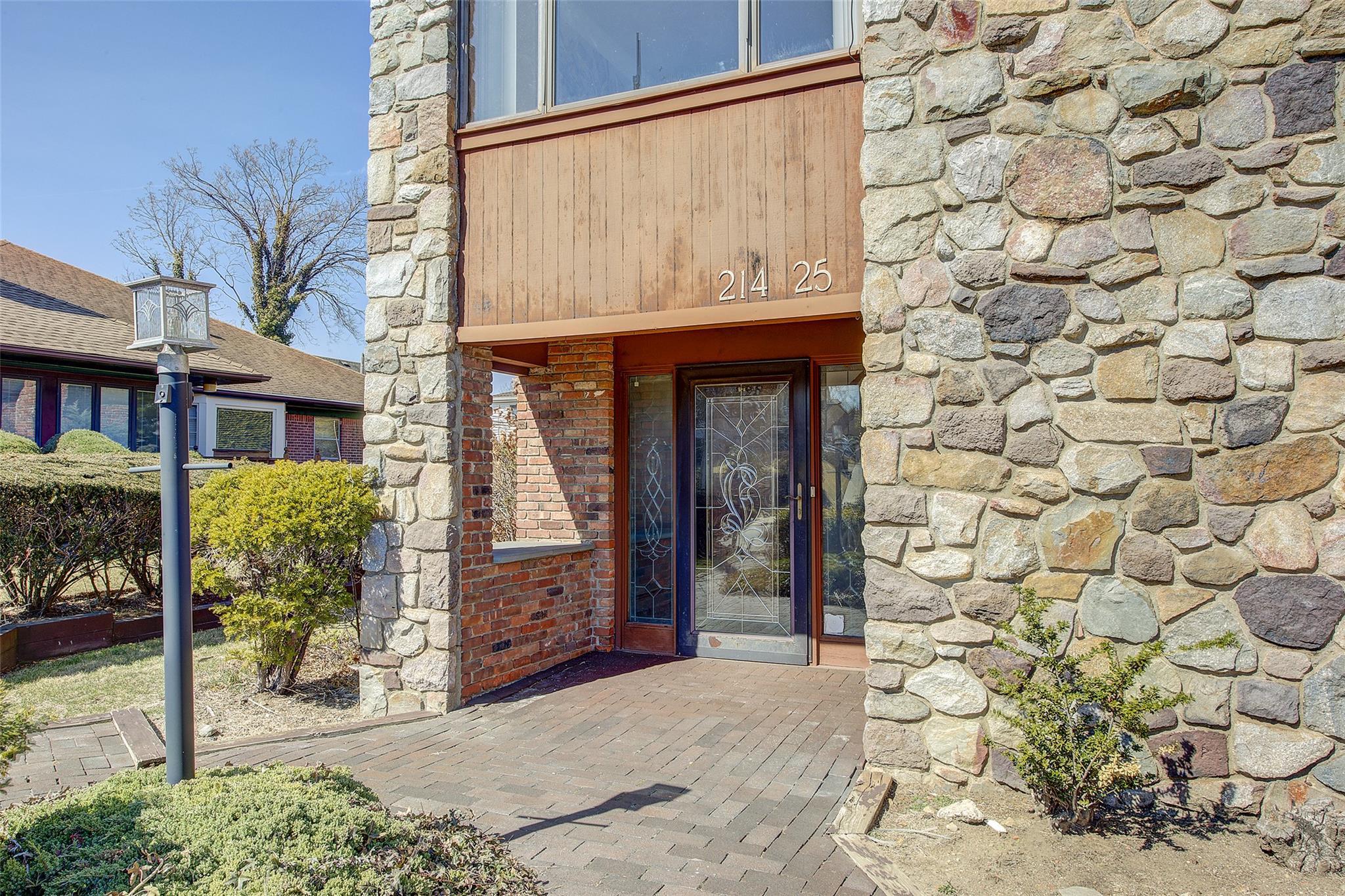 Single Family 28th  Queens, NY 11360, MLS-836435-3