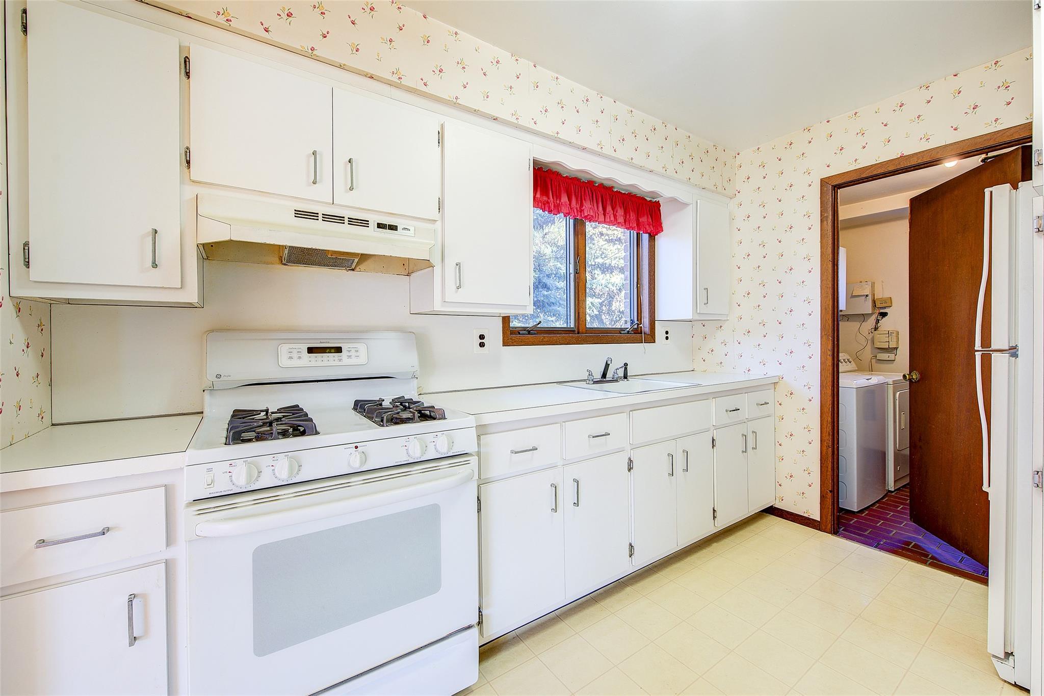 Single Family 28th  Queens, NY 11360, MLS-836435-39