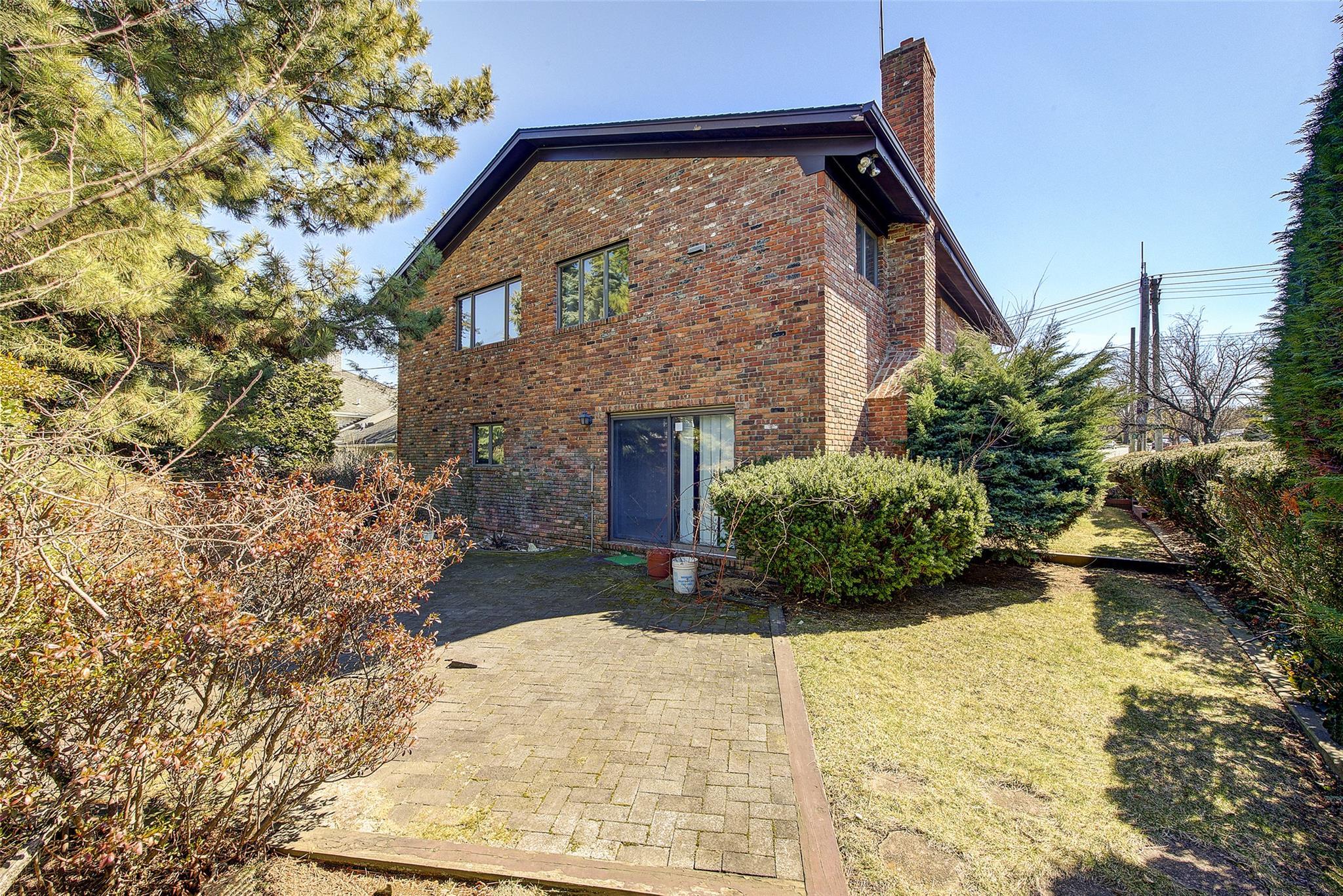 Single Family 28th  Queens, NY 11360, MLS-836435-46