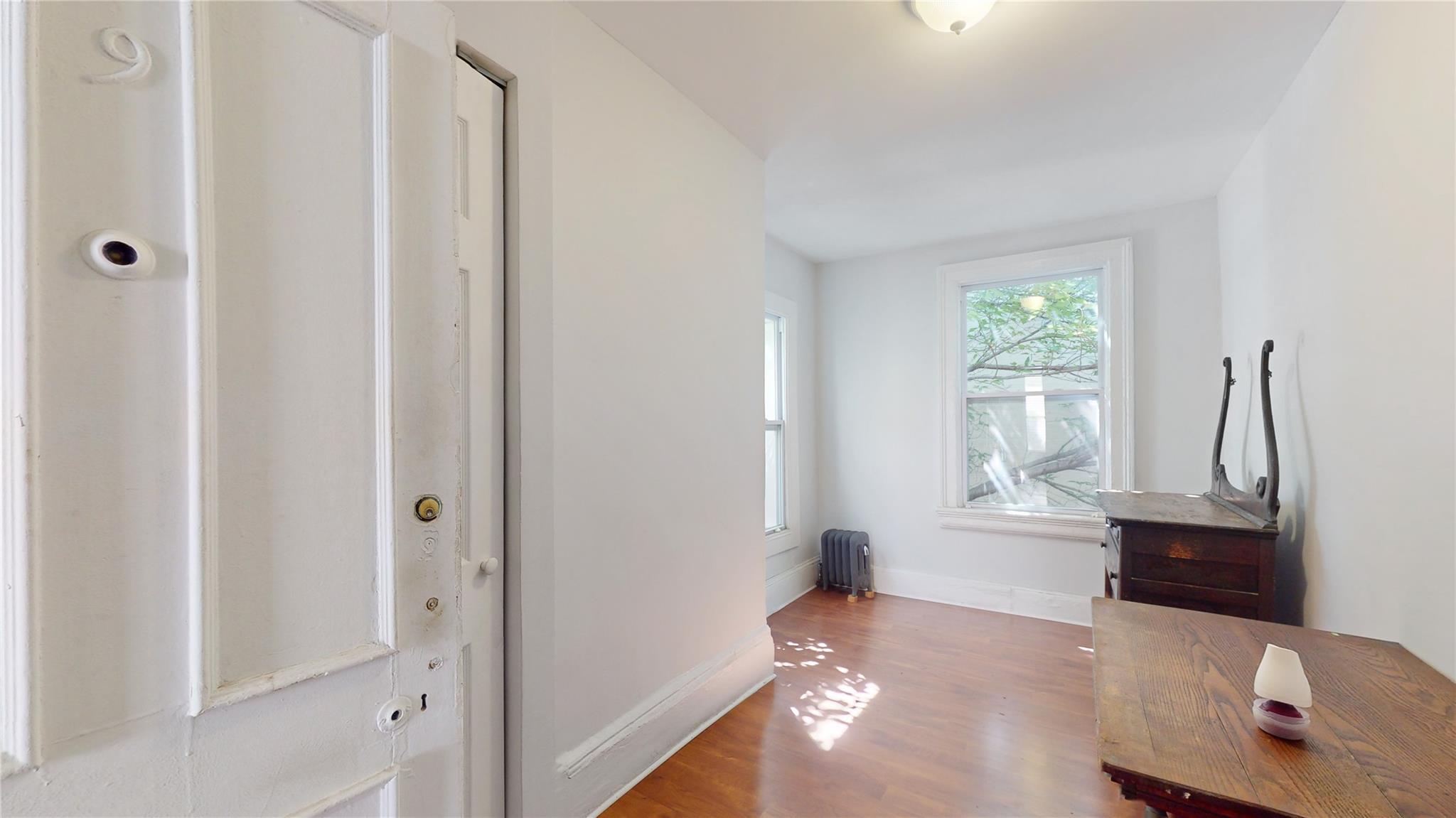 Single Family 30th  Queens, NY 11106, MLS-836466-24