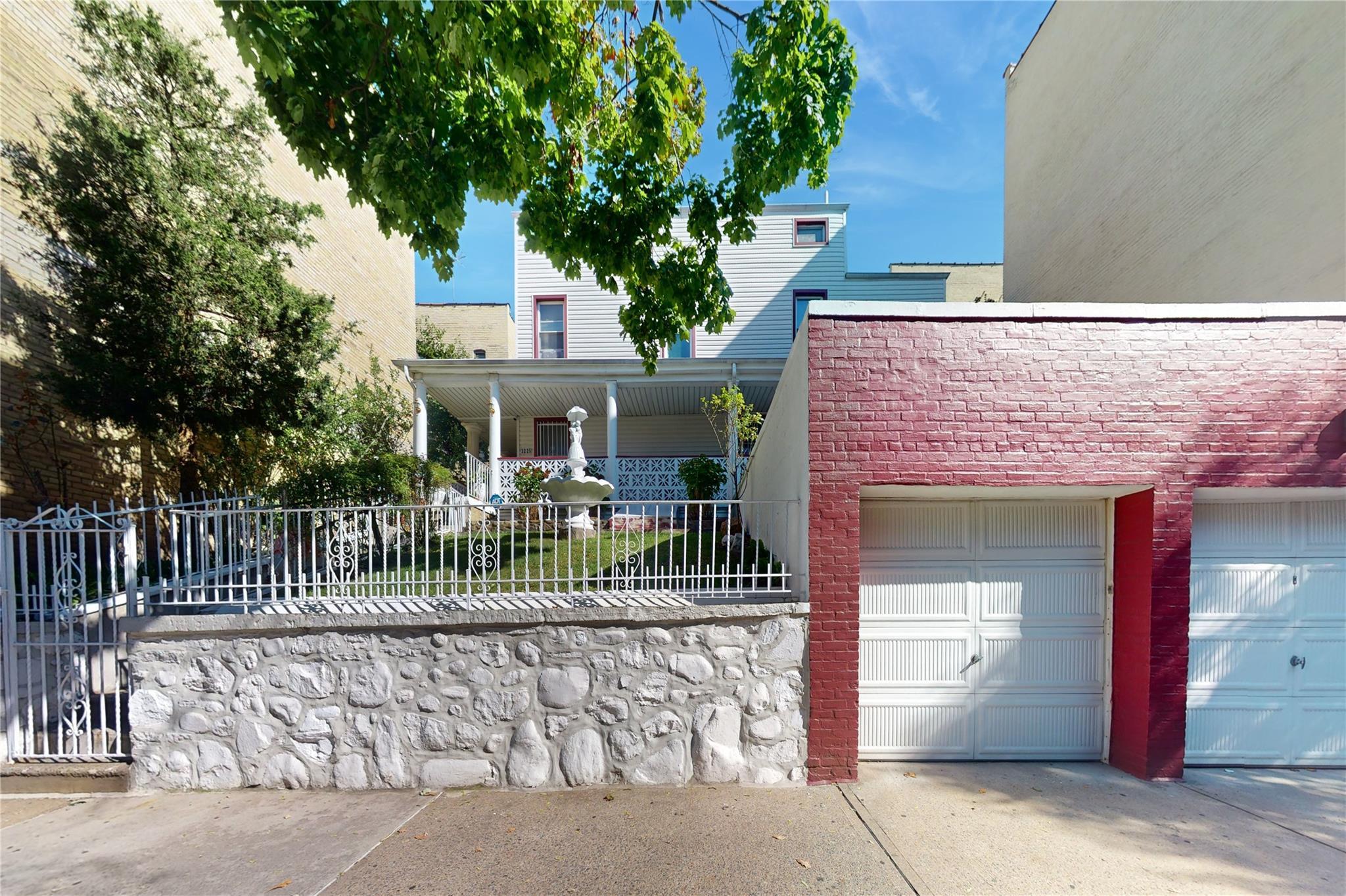Single Family 30th  Queens, NY 11106, MLS-836466-4
