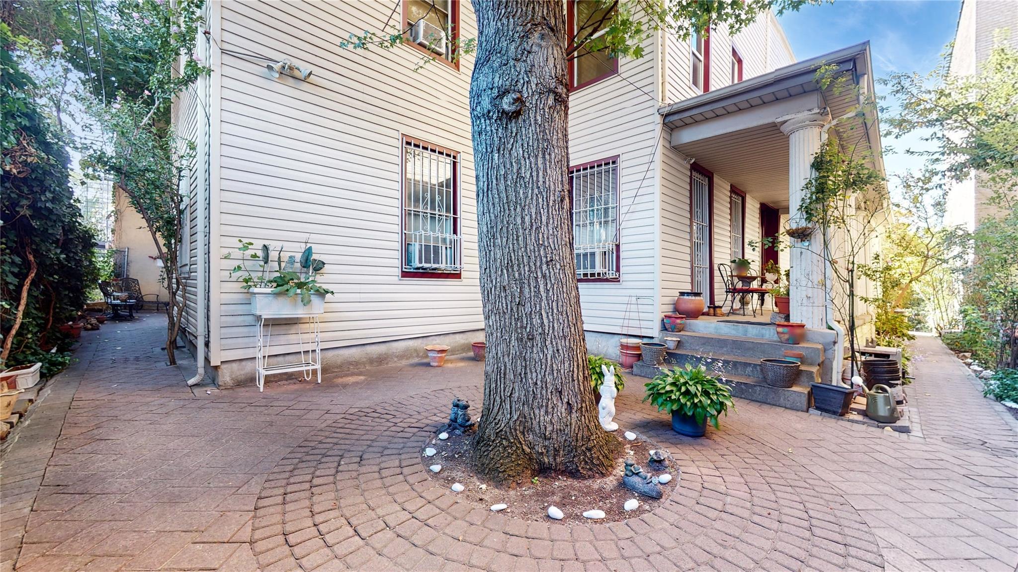 Single Family 30th  Queens, NY 11106, MLS-836466-42