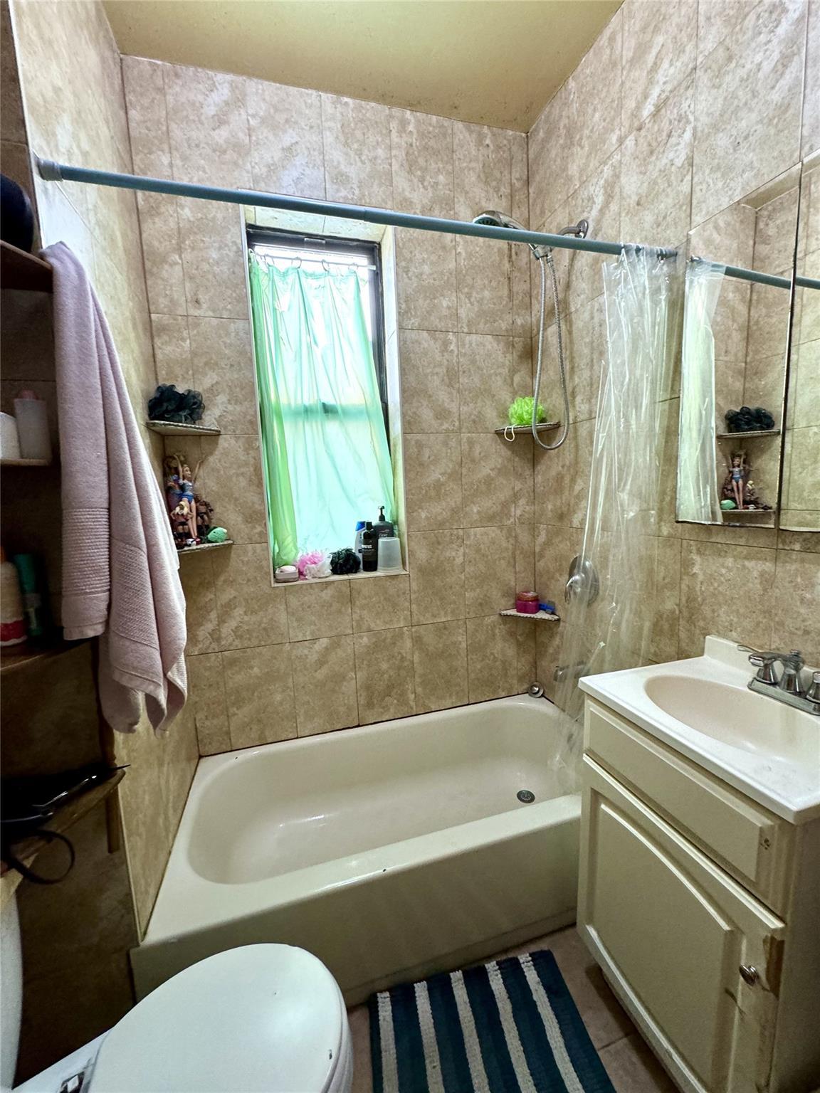 Single Family 74th  Queens, NY 11379, MLS-836469-10