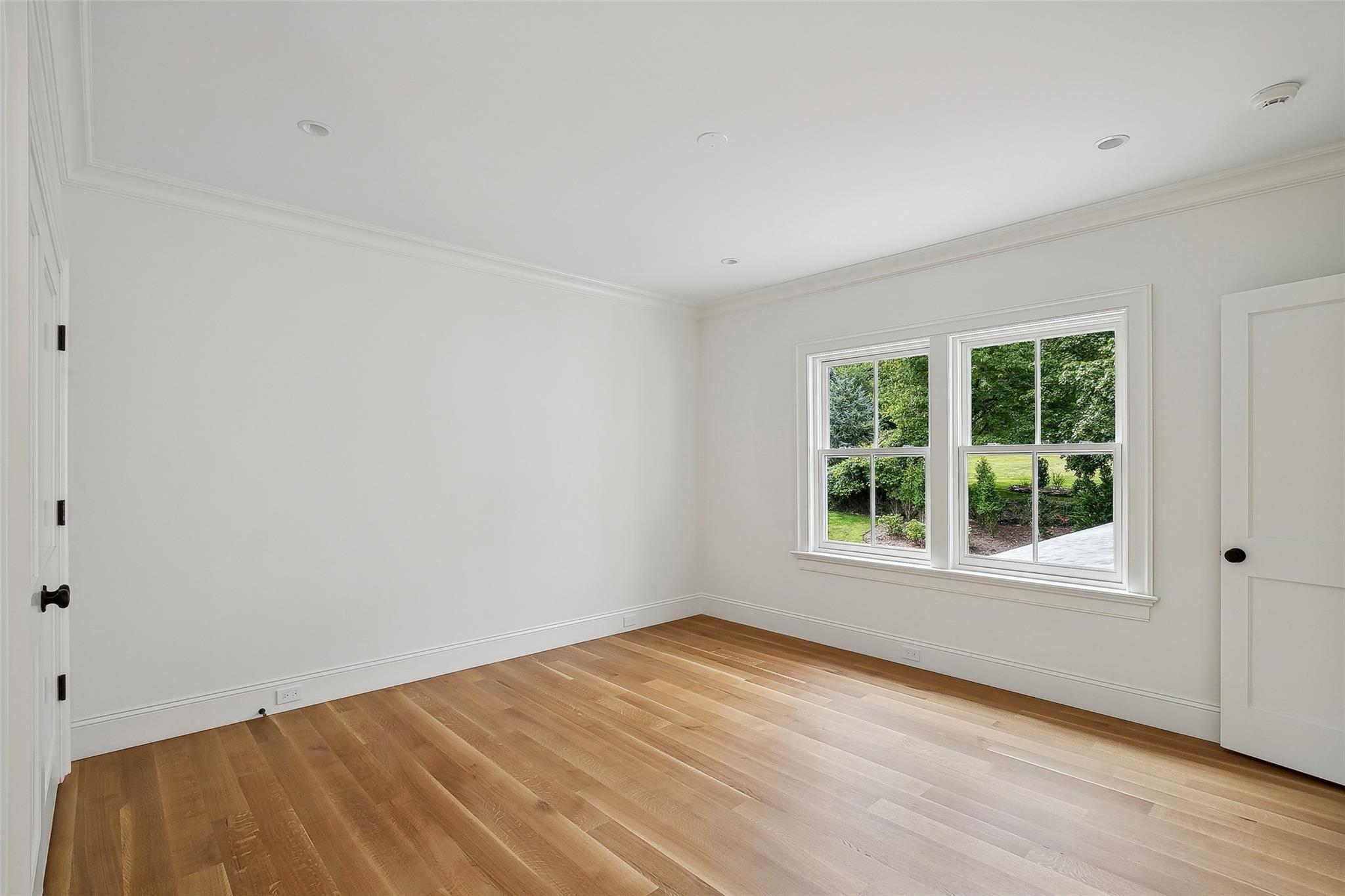 Single Family Crane  Suffolk County, NY 11743, MLS-836494-28