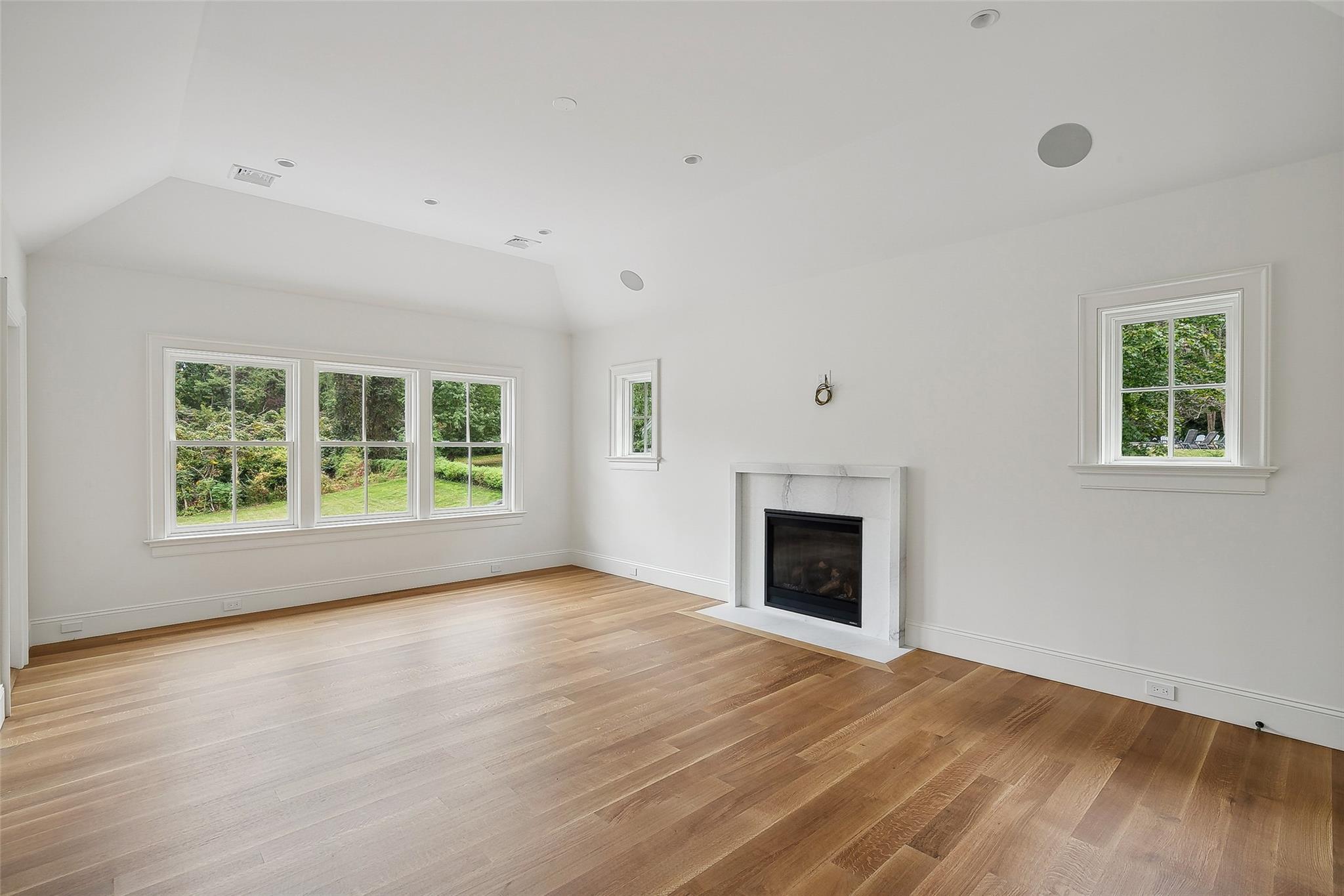 Single Family Crane  Suffolk County, NY 11743, MLS-836494-37