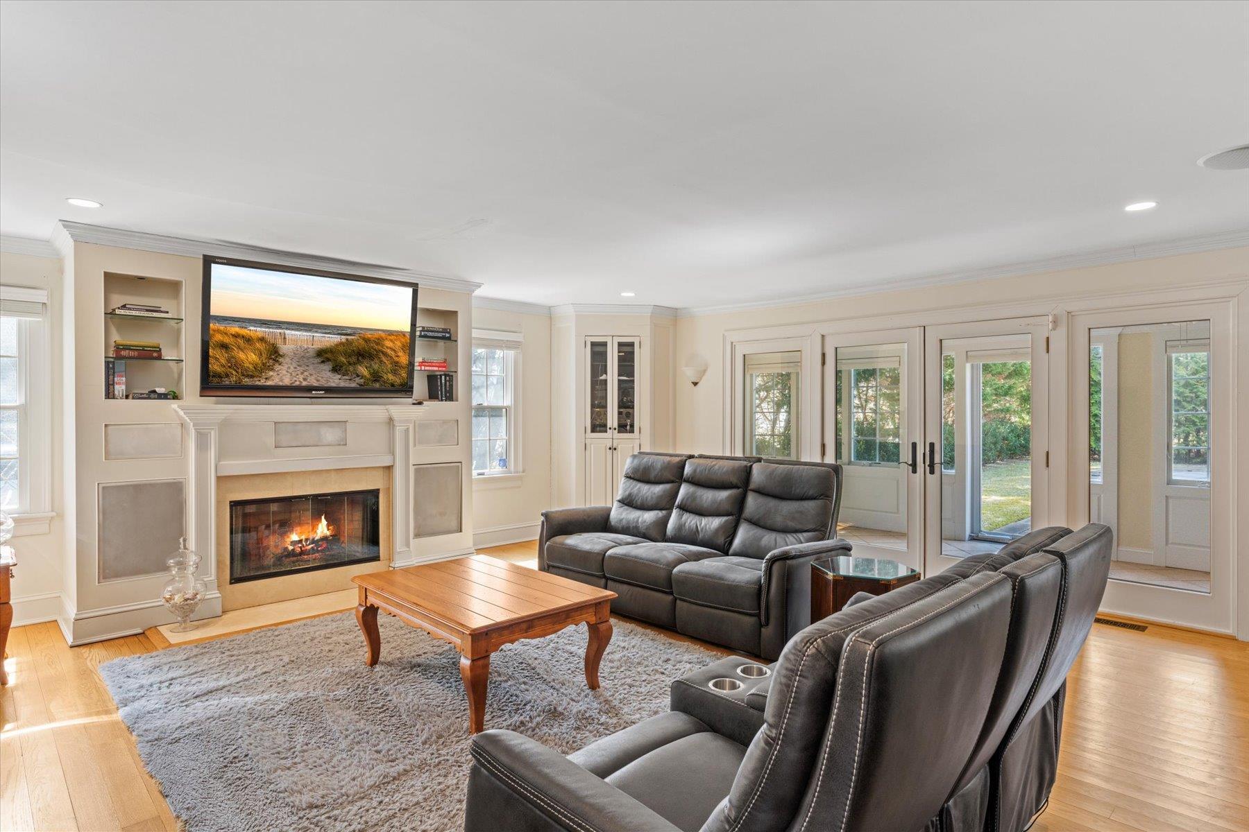 Single Family Landing  Suffolk County, NY 11942, MLS-836500-11
