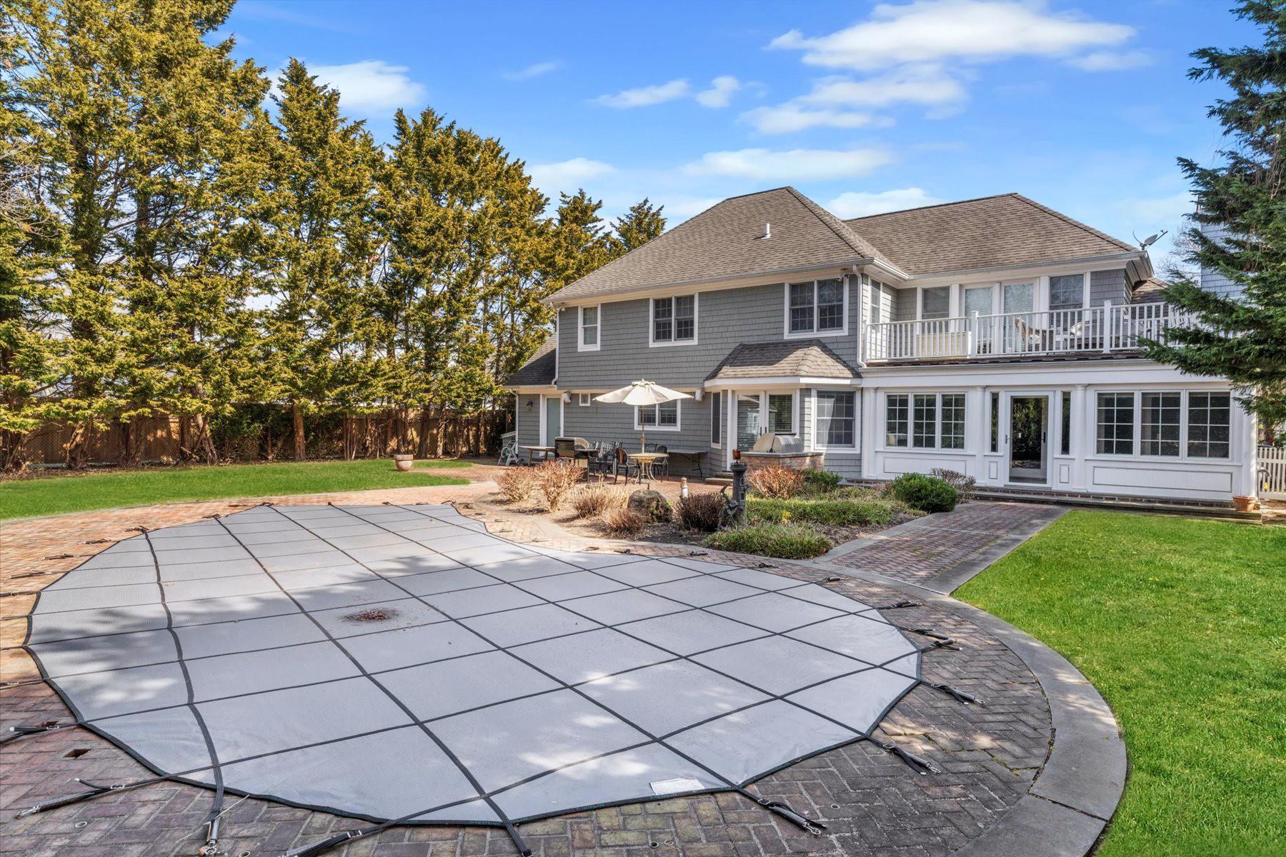 Single Family Landing  Suffolk County, NY 11942, MLS-836500-25