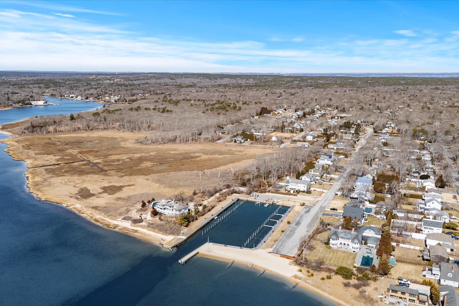 Single Family Landing  Suffolk County, NY 11942, MLS-836500-28