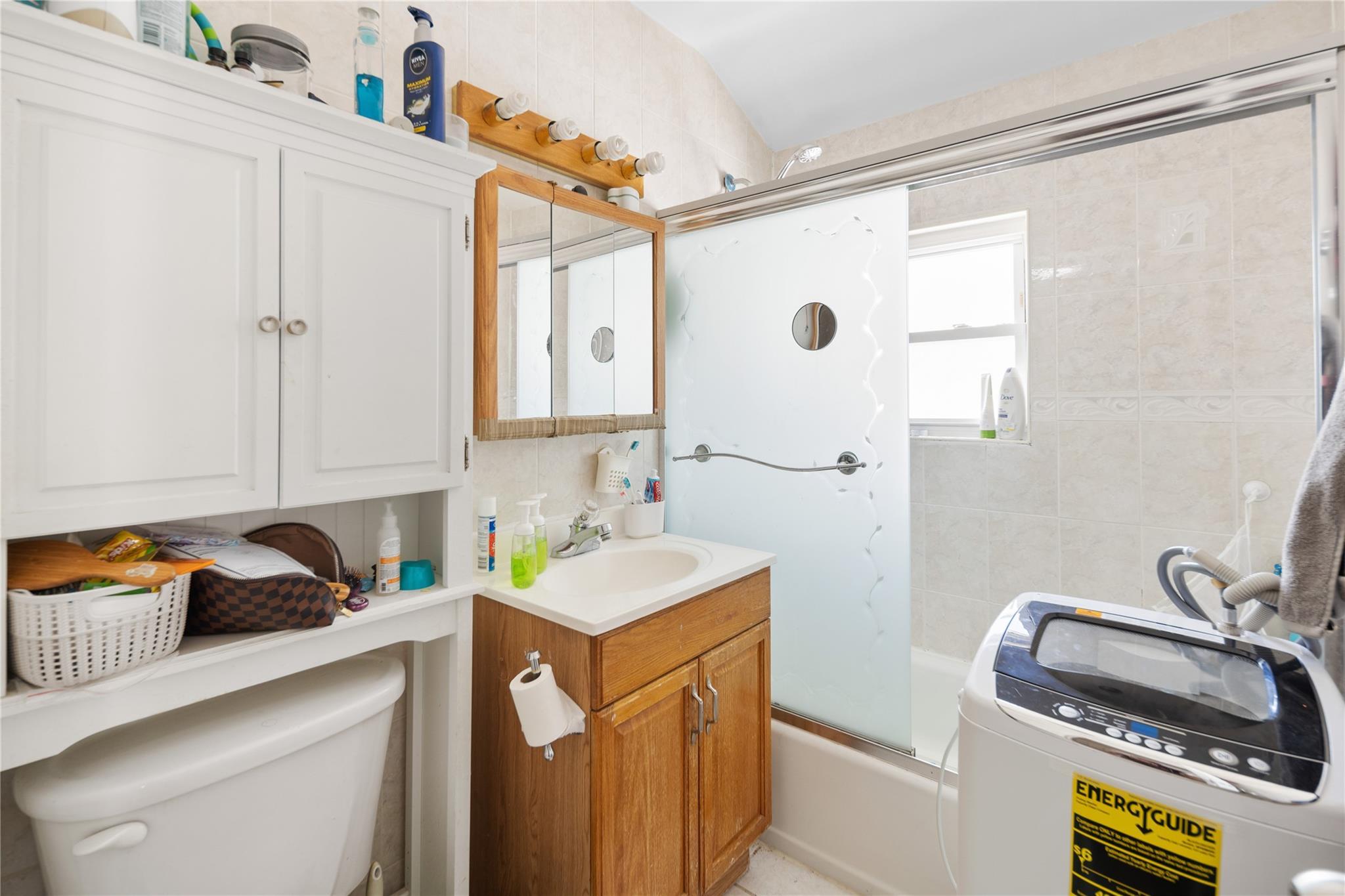 Single Family 64th  Queens, NY 11364, MLS-836511-16