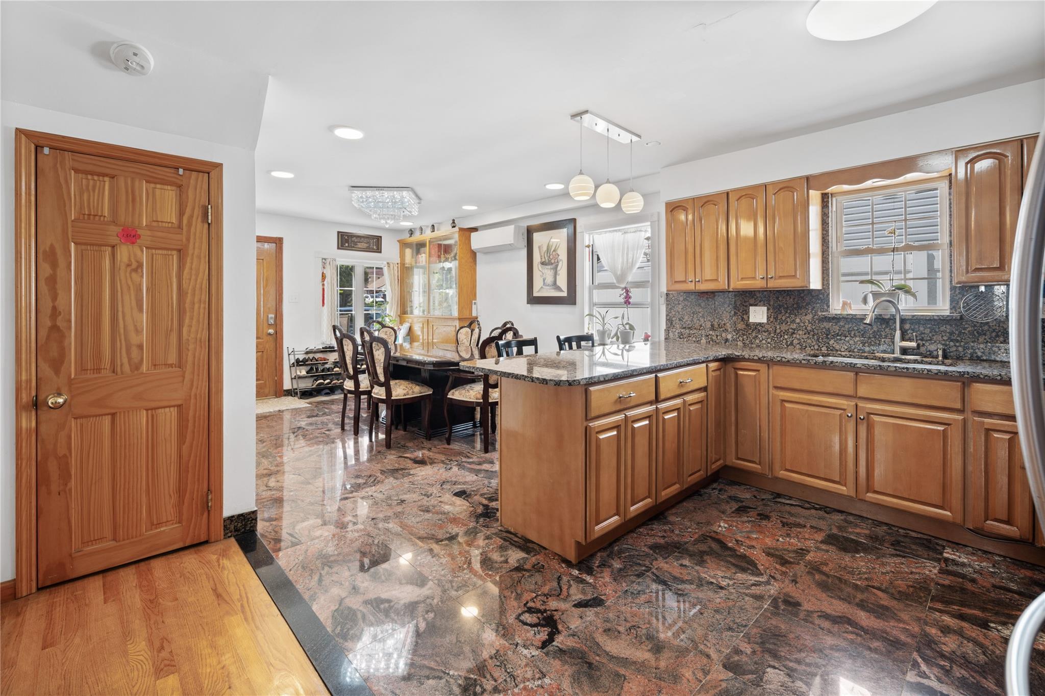 Single Family 64th  Queens, NY 11364, MLS-836511-4