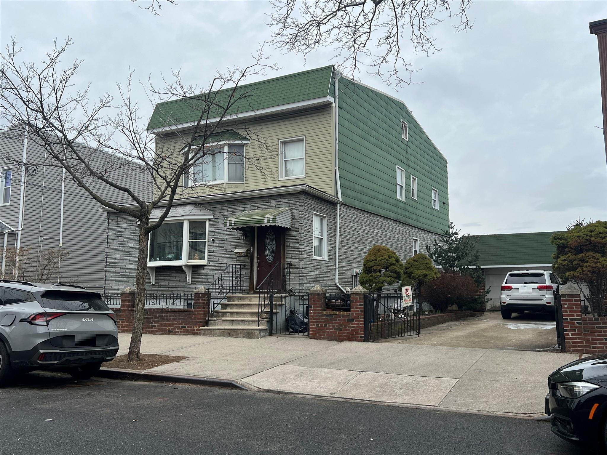 Single Family Maspeth  Queens, NY 11354, MLS-836525-2