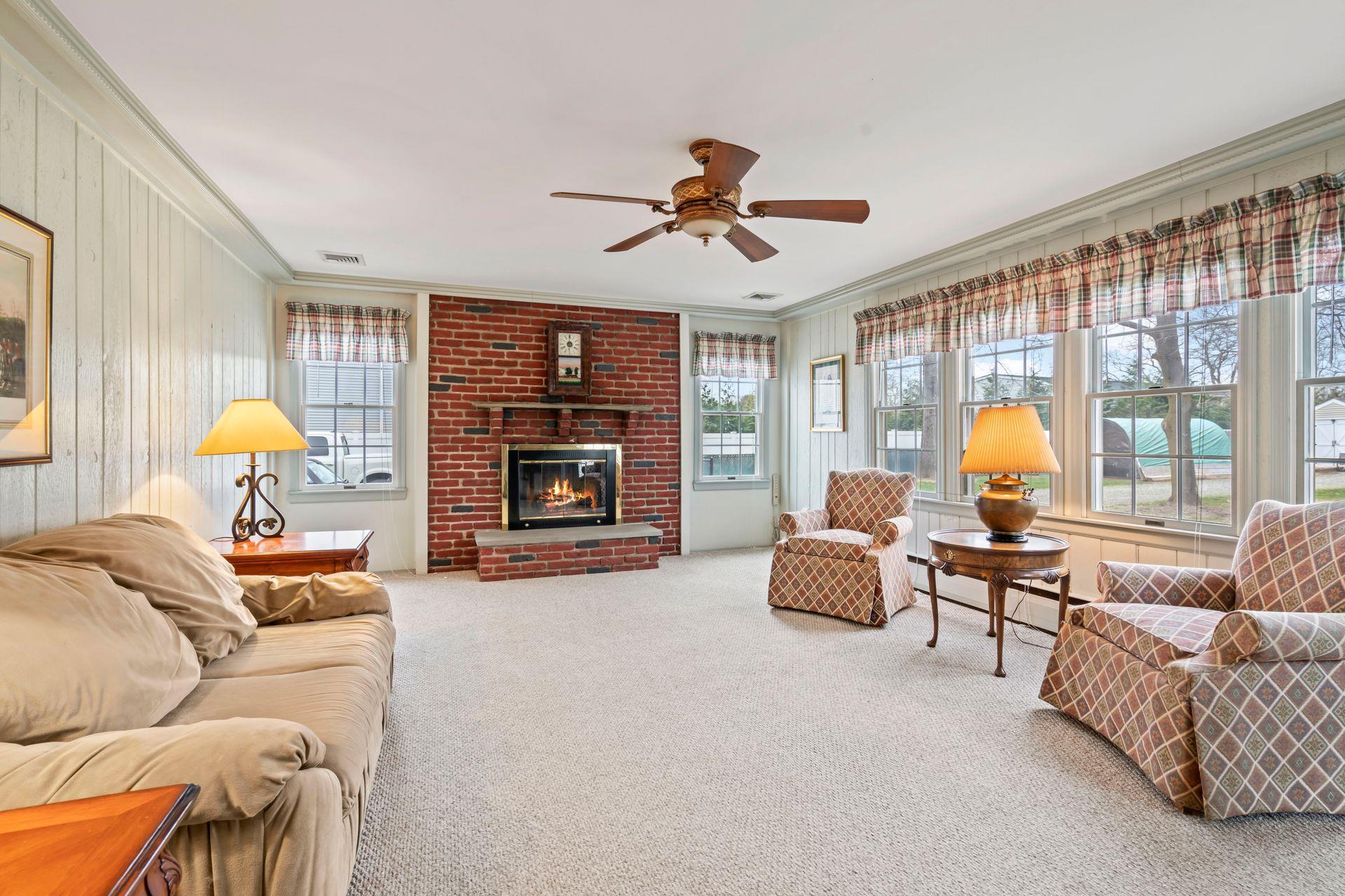 Single Family Hillside  Suffolk County, NY 11780, MLS-836575-17