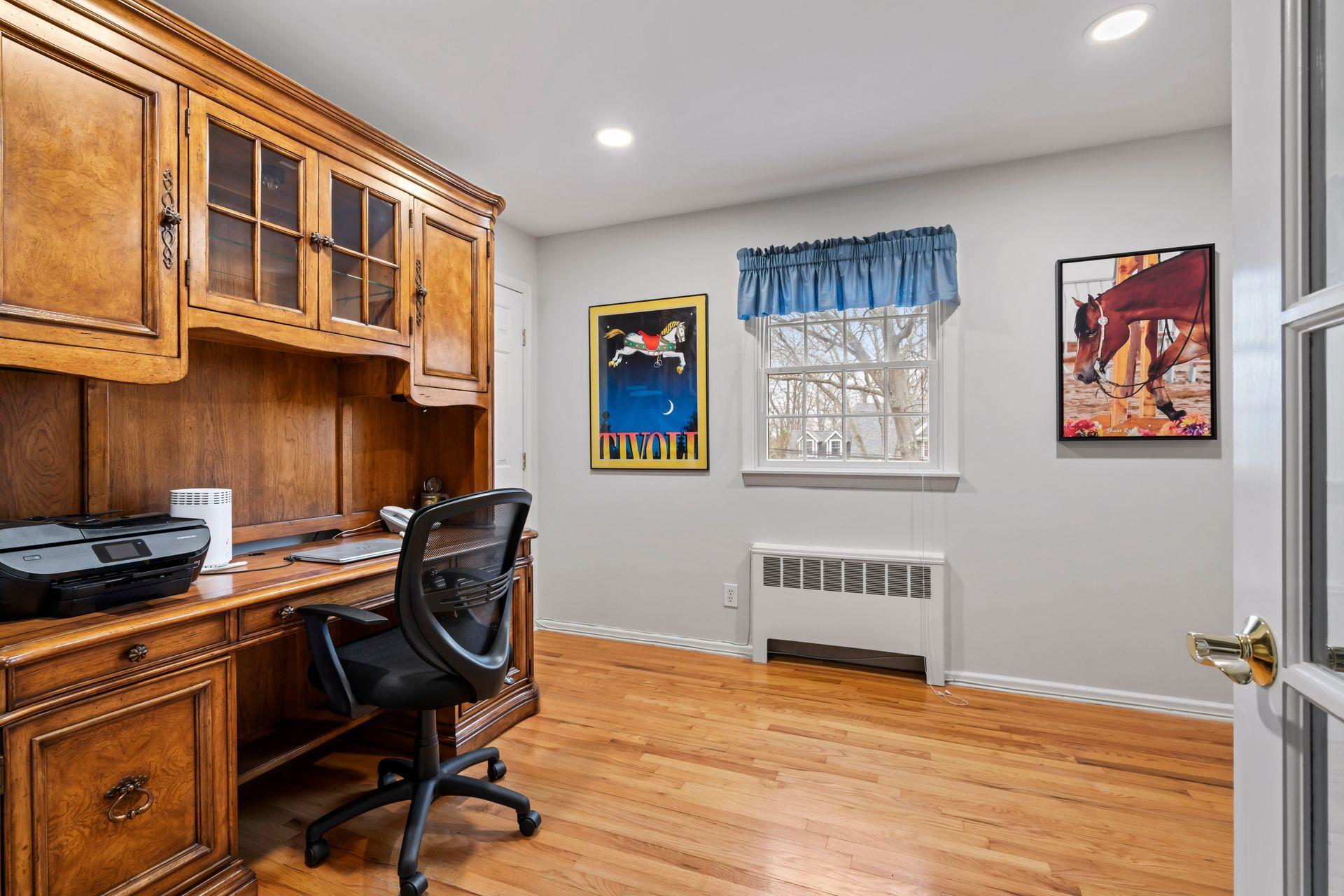 Single Family Hillside  Suffolk County, NY 11780, MLS-836575-24