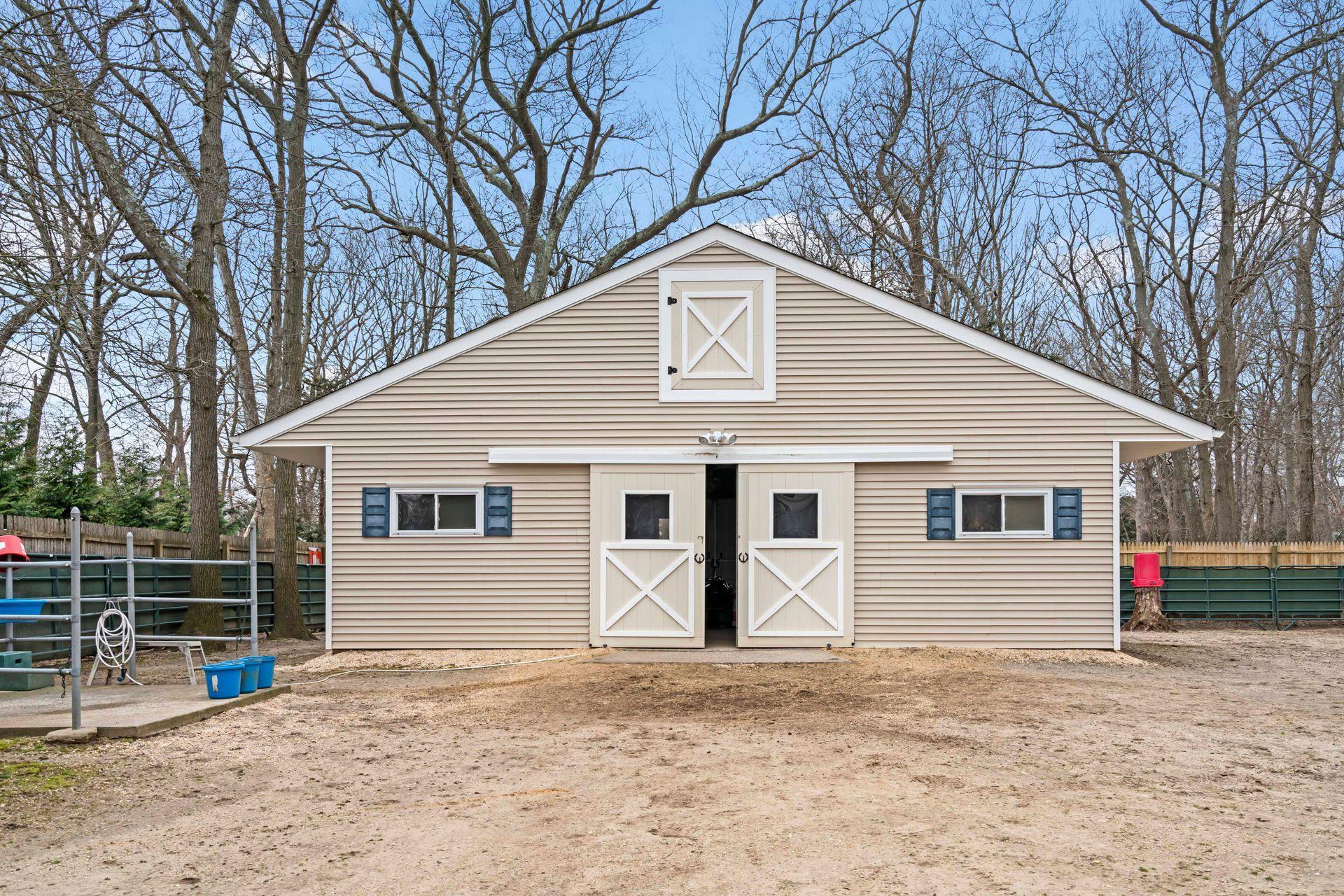 Single Family Hillside  Suffolk County, NY 11780, MLS-836575-32