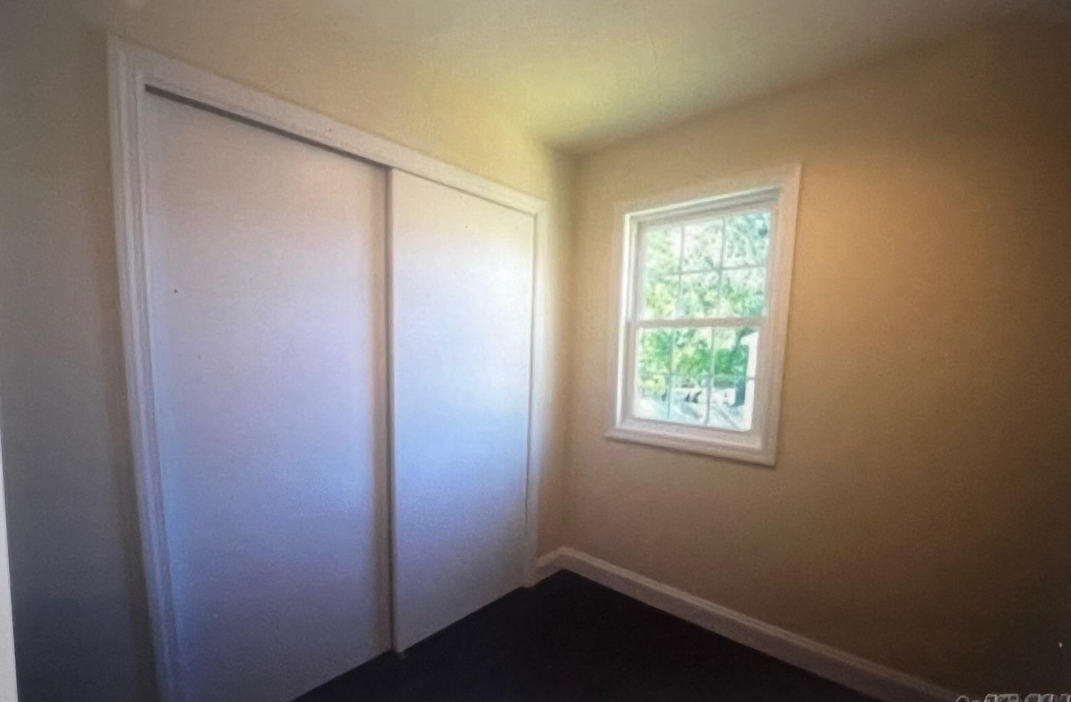 Single Family Arlington  Suffolk County, NY 11798, MLS-836582-5