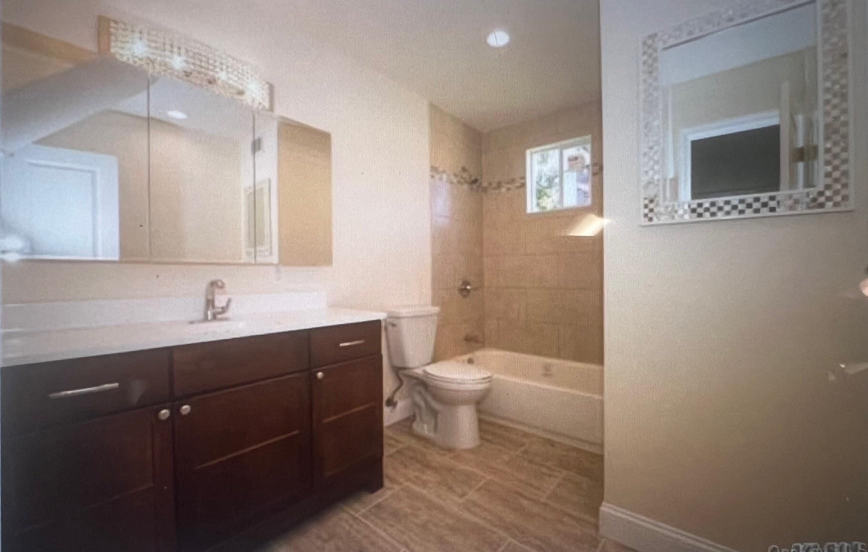 Single Family Arlington  Suffolk County, NY 11798, MLS-836582-7
