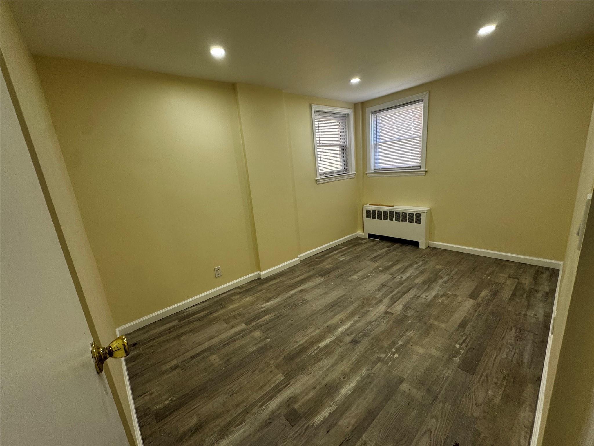 Commercial Lease Yates  Bronx, NY 10461, MLS-836585-4