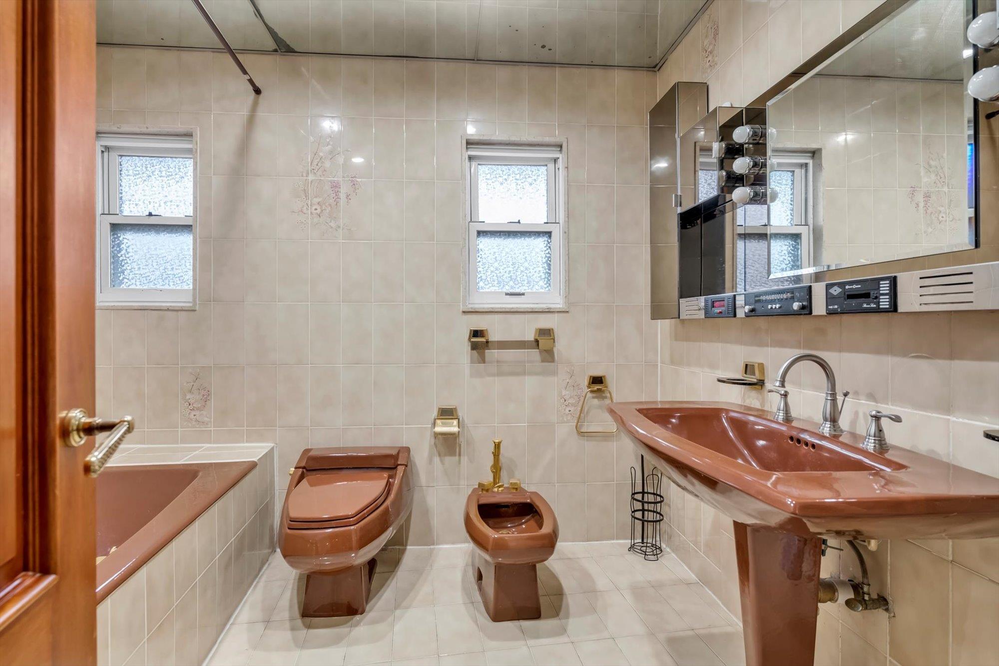 Single Family 149th  Queens, NY 11357, MLS-836612-13