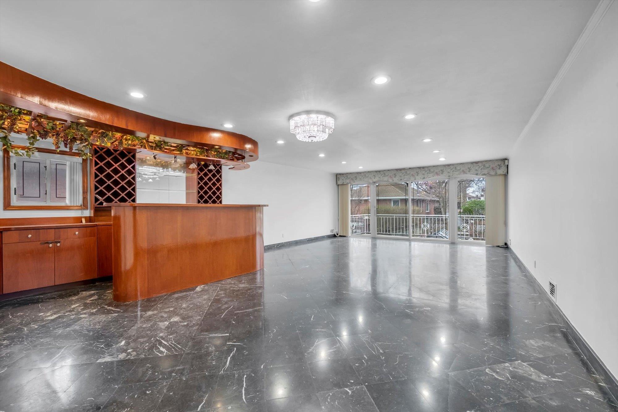 Single Family 149th  Queens, NY 11357, MLS-836612-8
