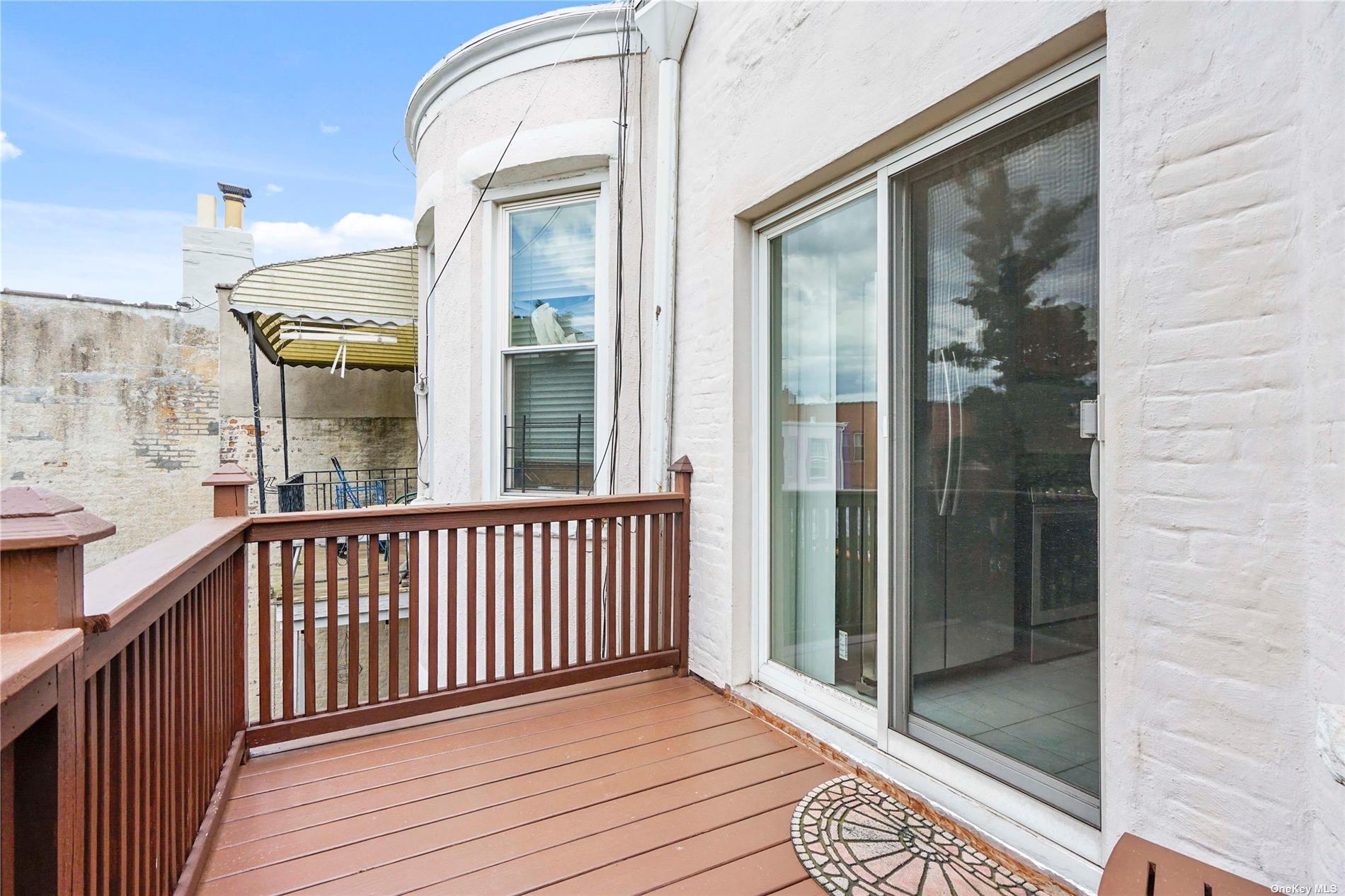Single Family 68th  Queens, NY 11385, MLS-836631-23