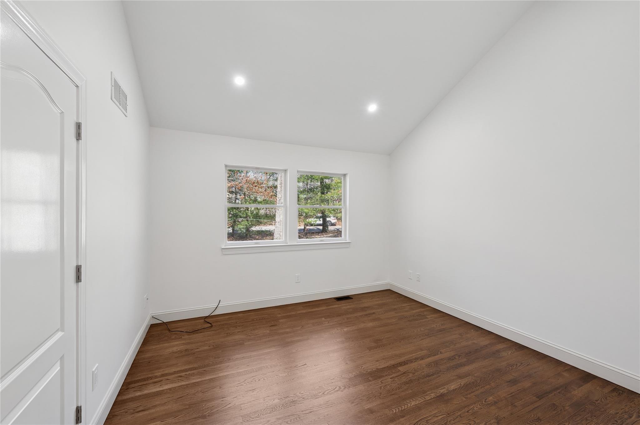 Single Family Red Creek  Suffolk County, NY 11946, MLS-836658-16